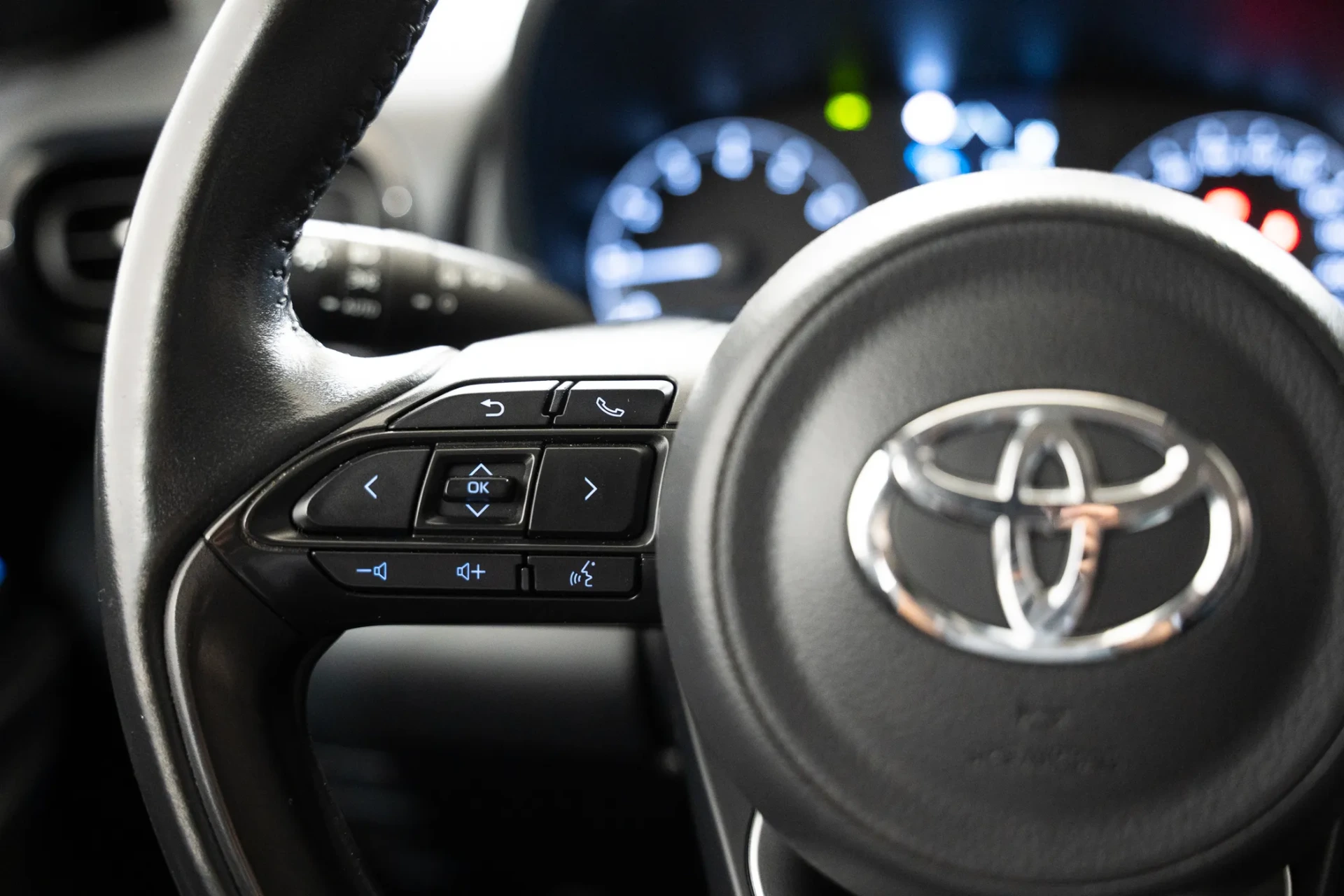 Toyota Yaris 1.5 VVT-i Comfort 13