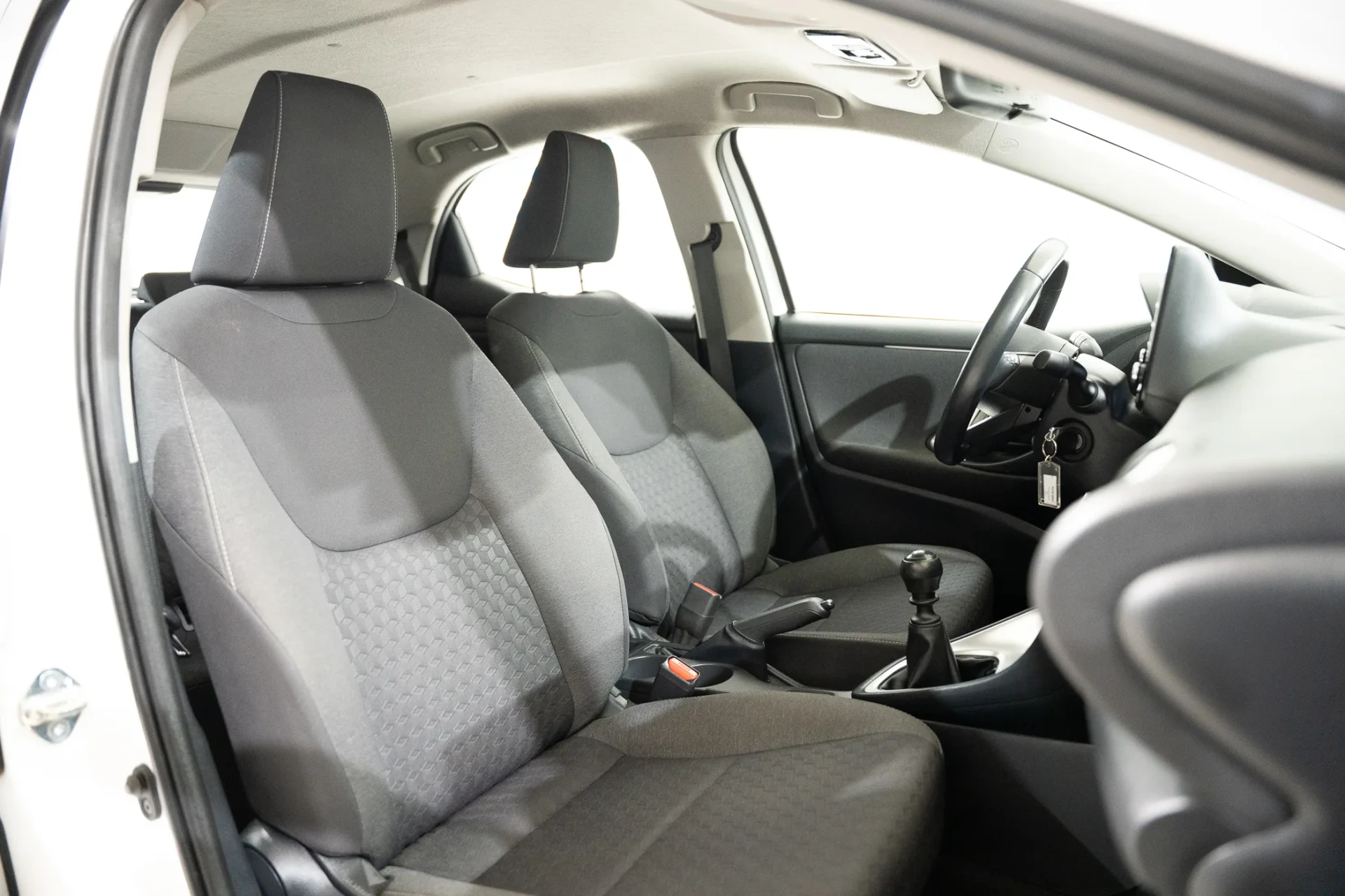 Toyota Yaris 1.5 VVT-i Comfort 22