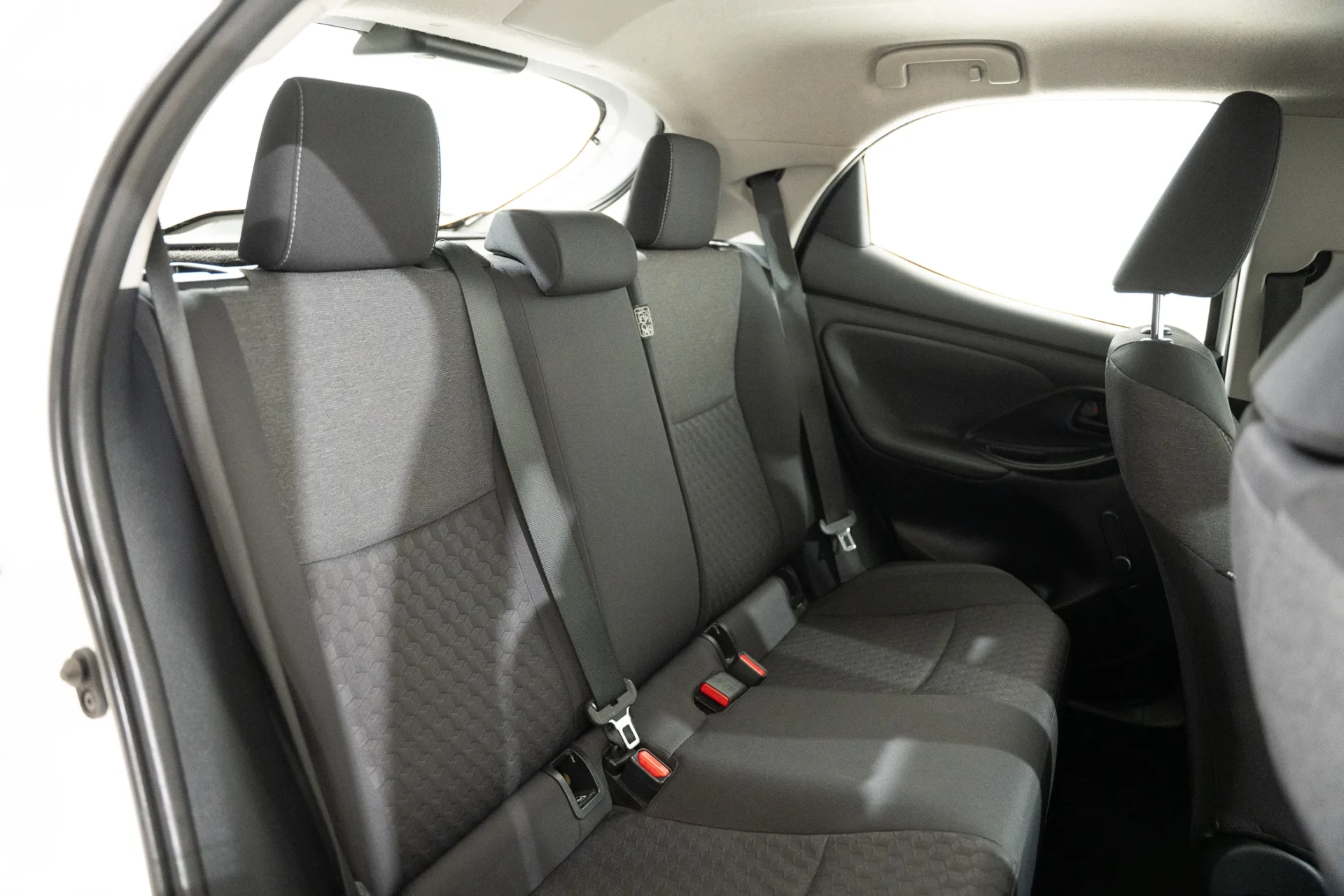 Toyota Yaris 1.5 VVT-i Comfort 23