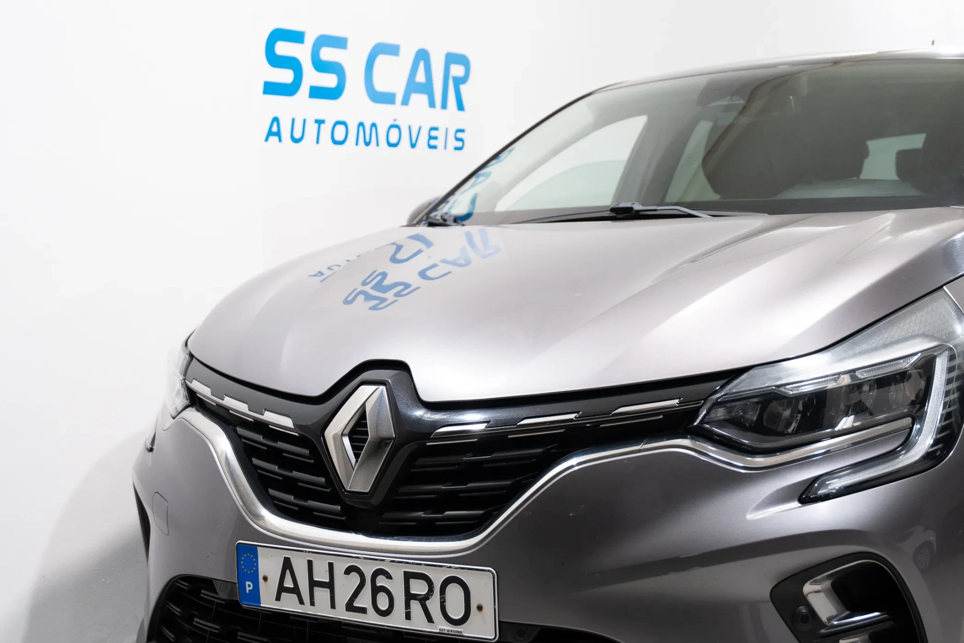 Renault Captur 1.0 TCe Exclusive 3