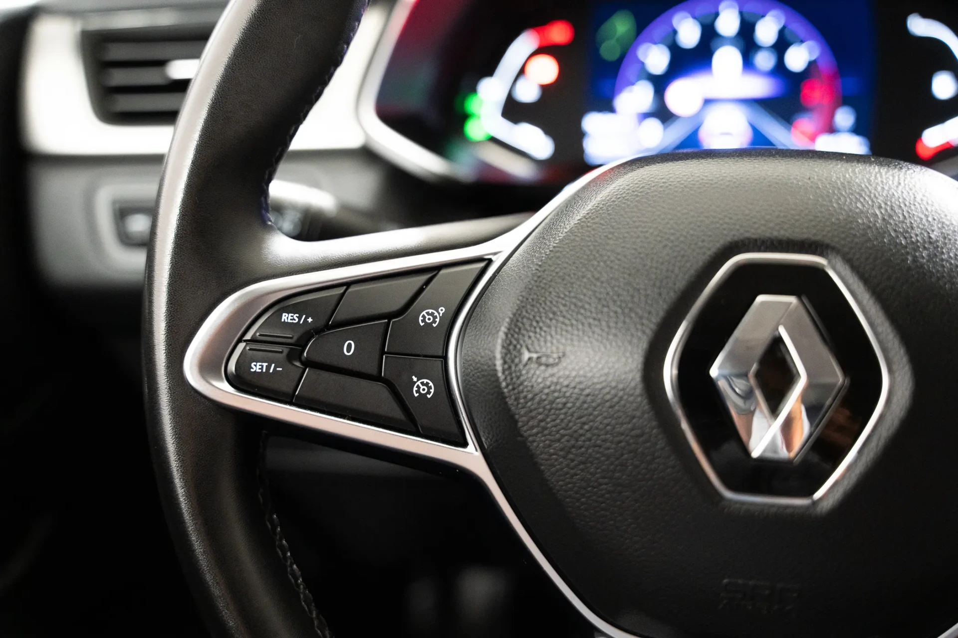 Renault Captur 1.0 TCe Exclusive 14
