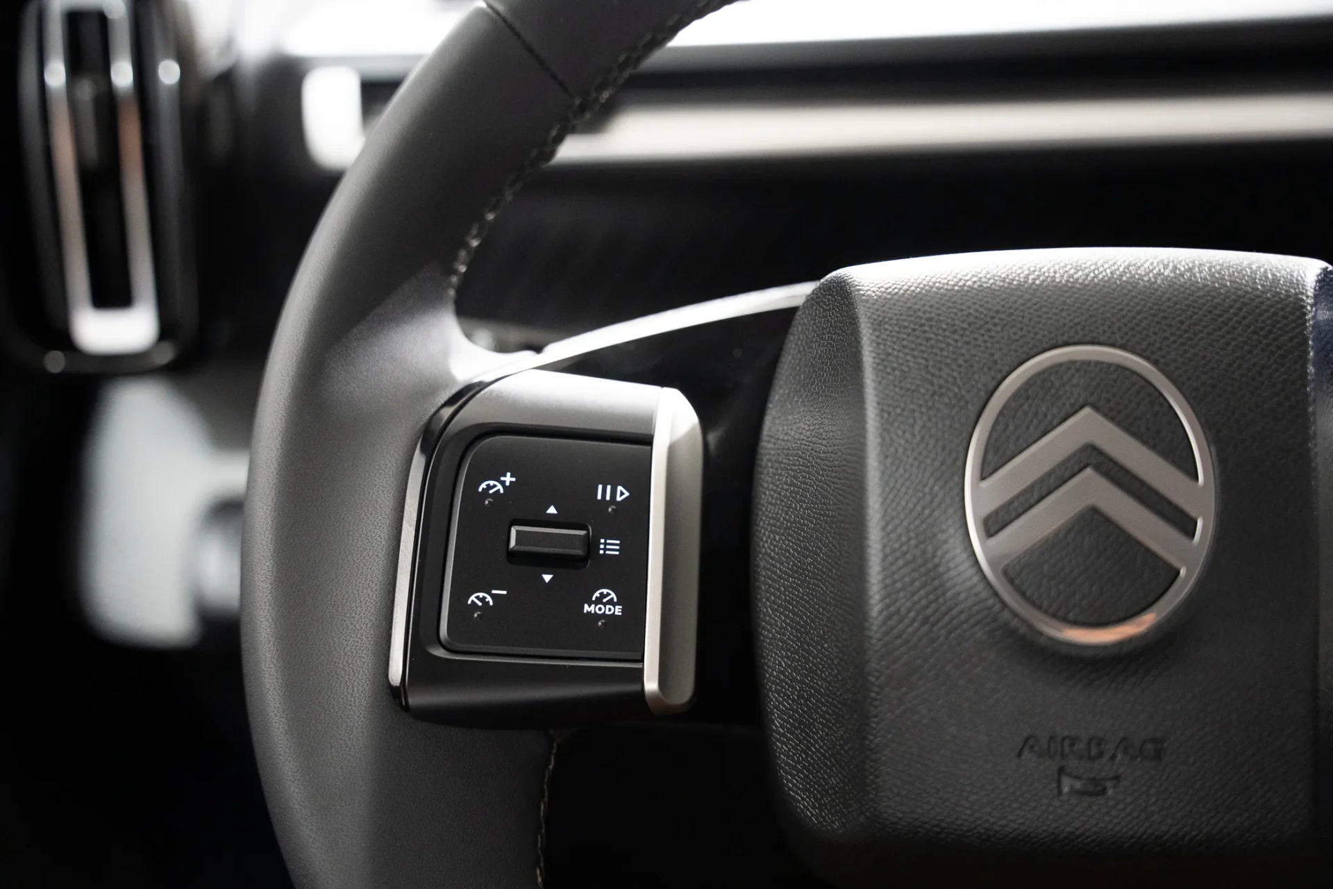 Citroen e-C3 44 kWh Autonomia Conforto Max 14