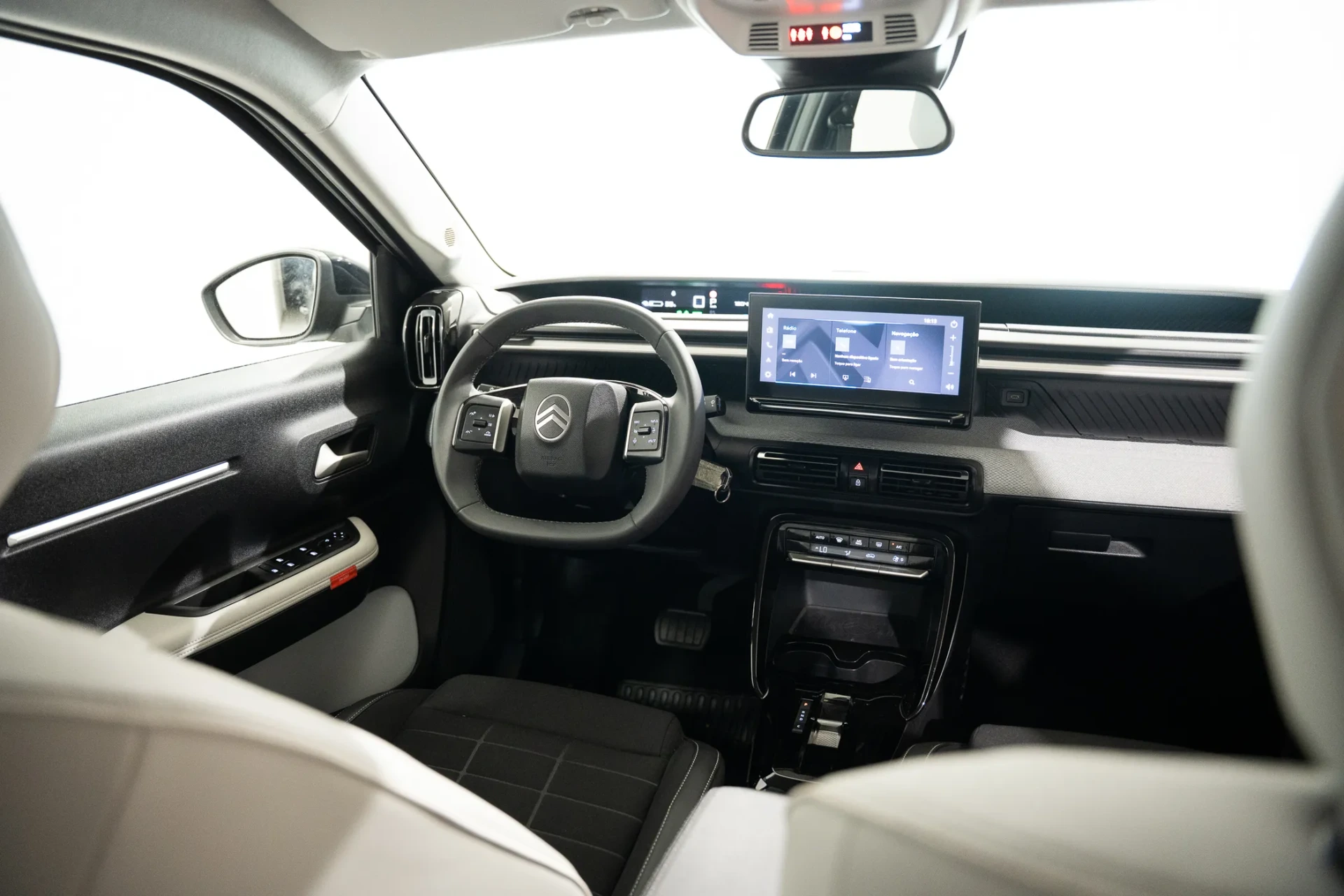 Citroen e-C3 44 kWh Autonomia Conforto Max 9