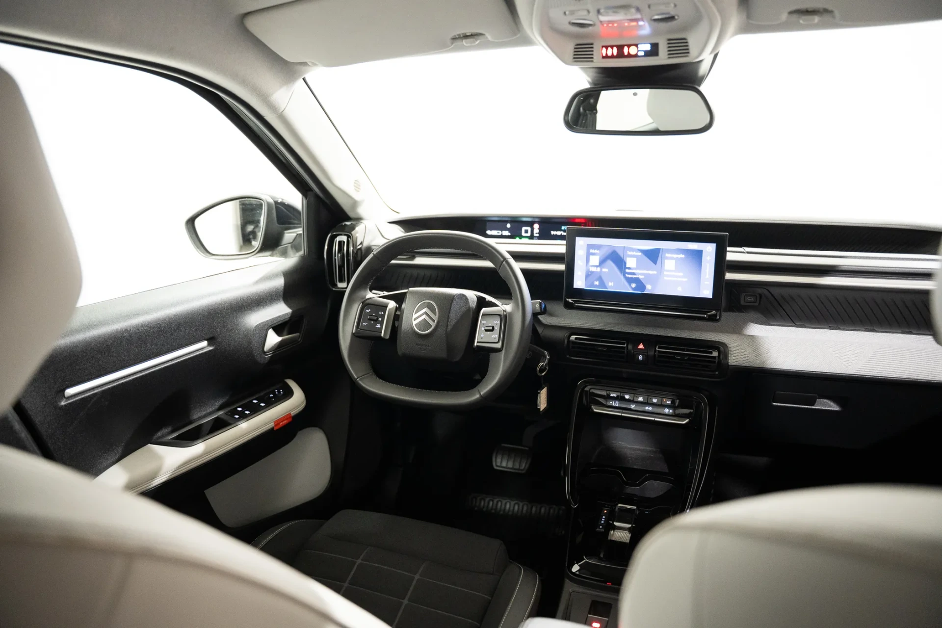 Citroen e-C3 44 kWh Autonomia Conforto Max 9