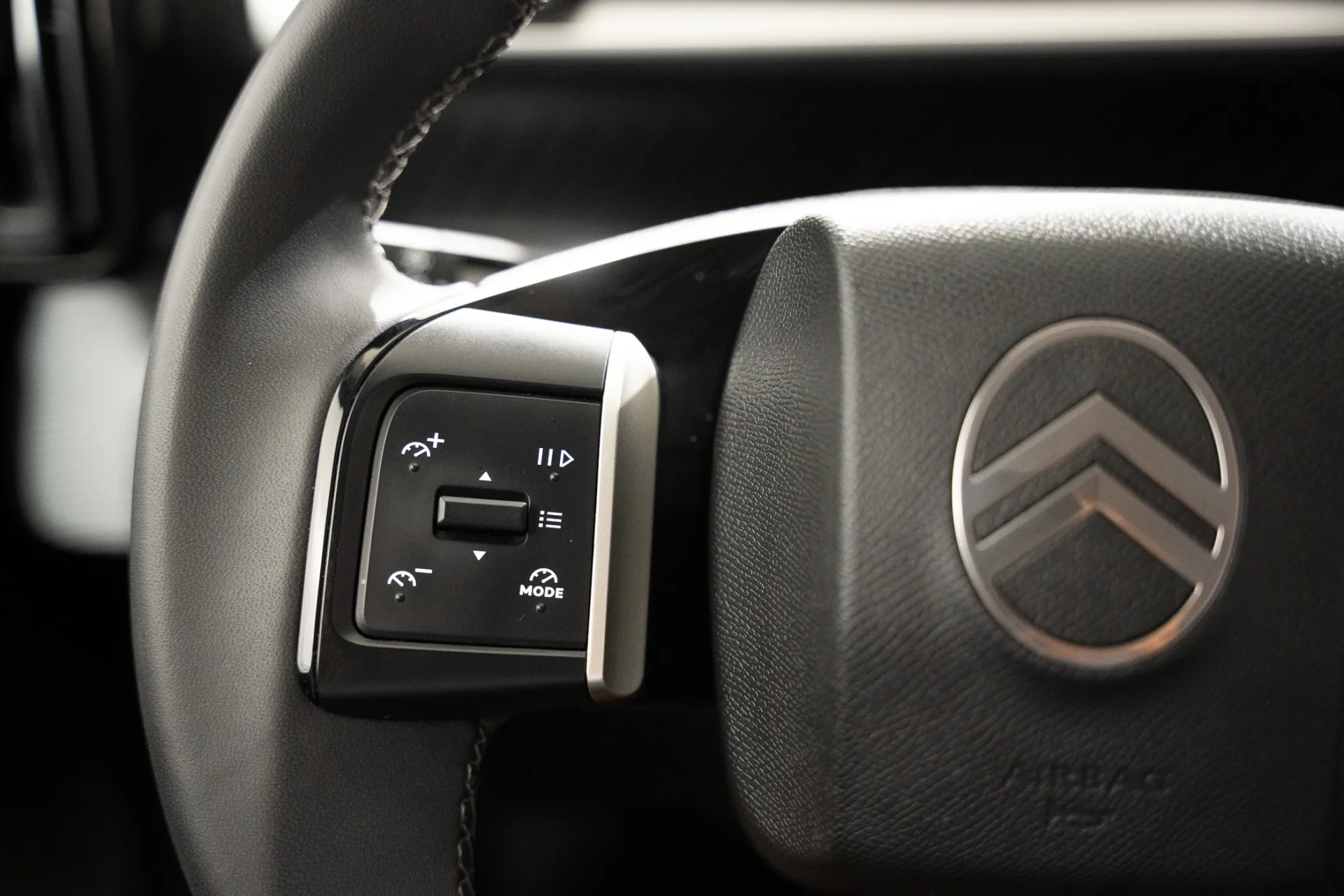 Citroen e-C3 44 kWh Autonomia Conforto Max 14