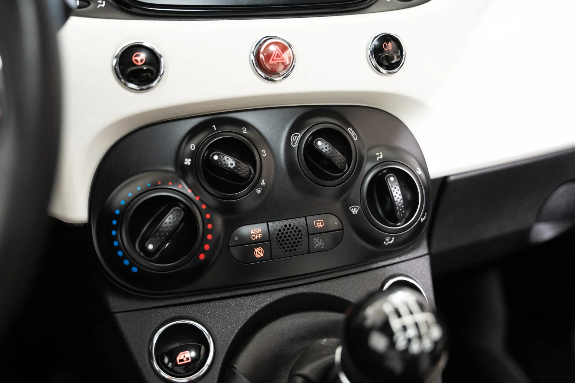 Fiat 500 1.0 Hybrid Dolcevita 18