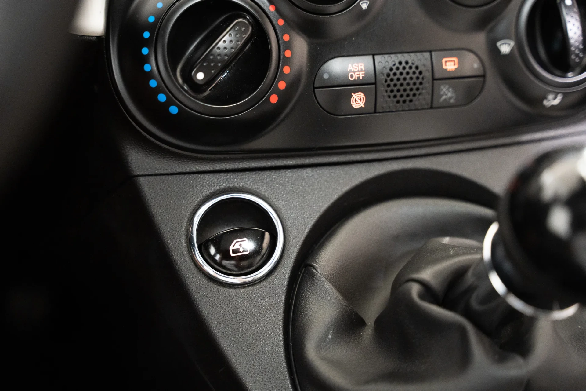 Fiat 500 1.0 Hybrid Dolcevita 19