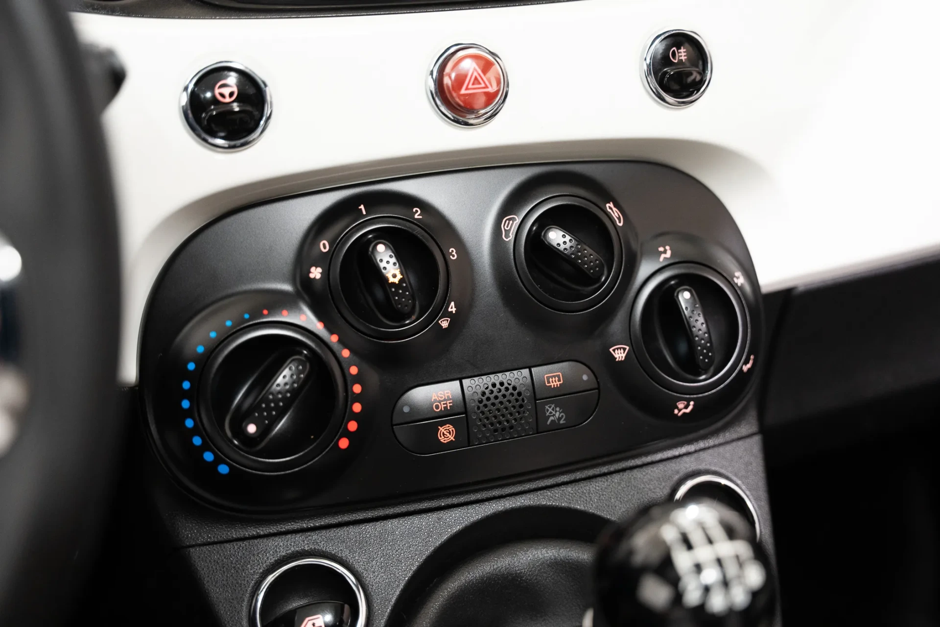 Fiat 500 1.0 Hybrid Dolcevita 18