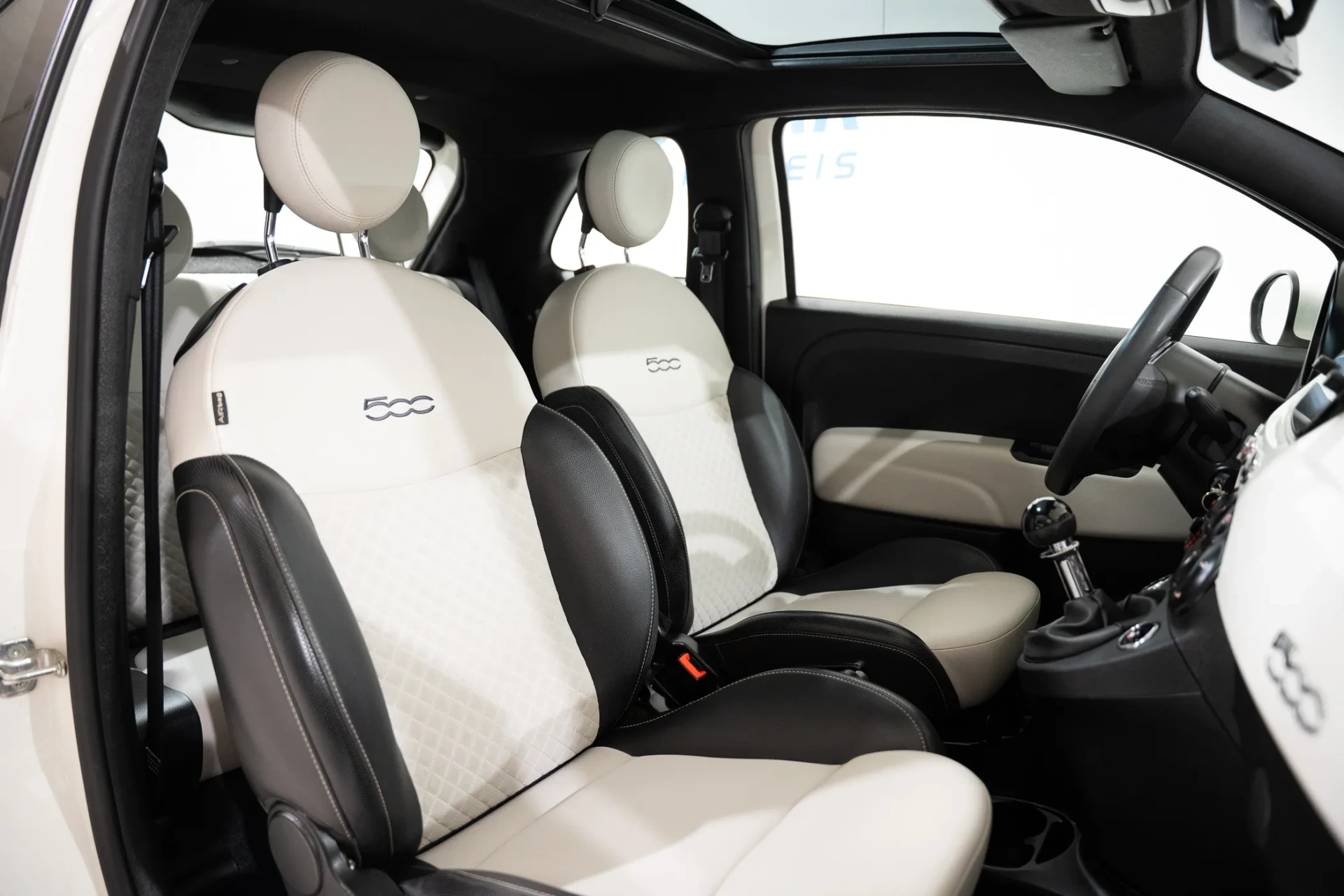 Fiat 500 1.0 Hybrid Dolcevita 20