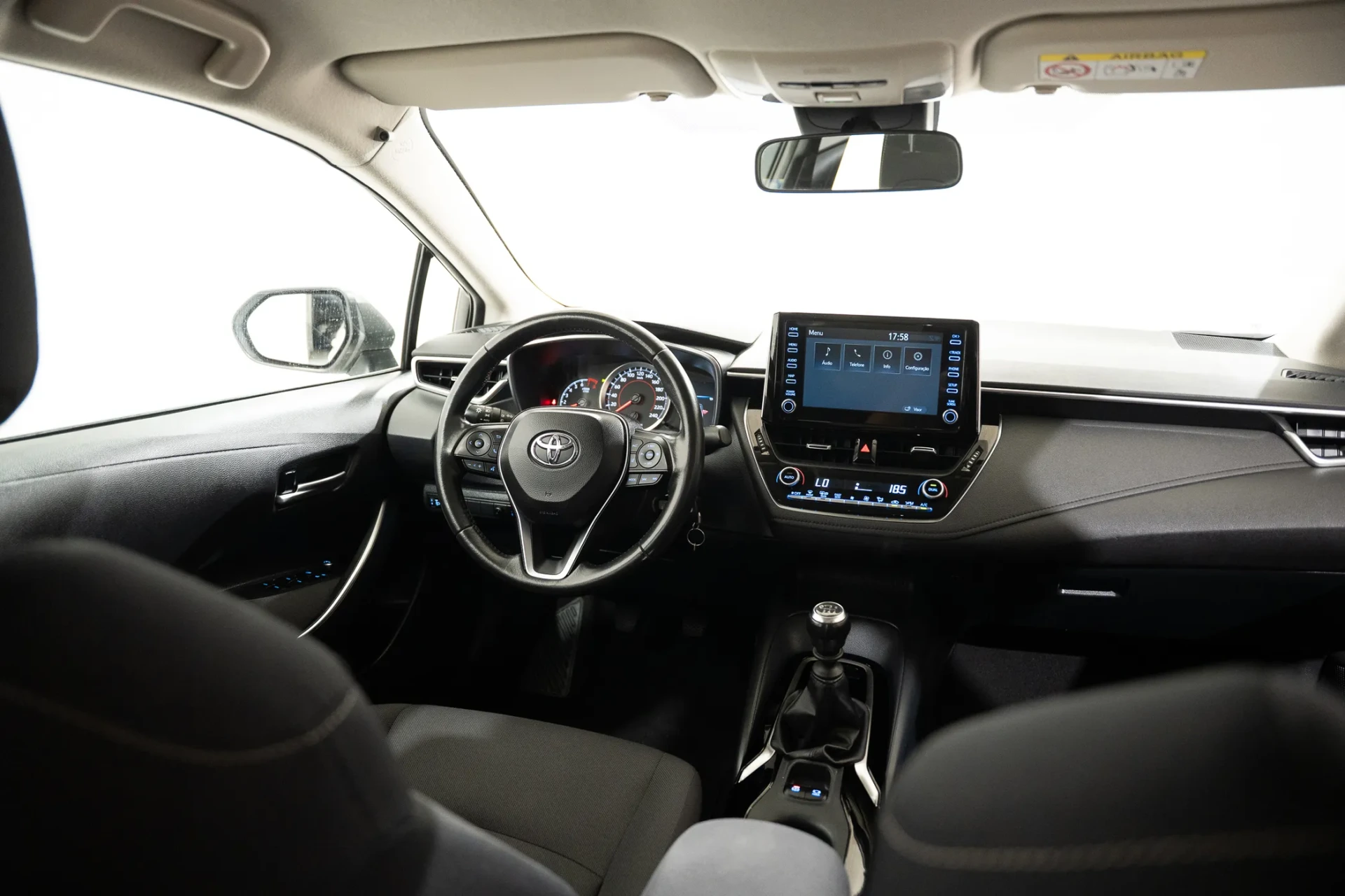Toyota Corolla COMFORT 1.5 VVTi 9
