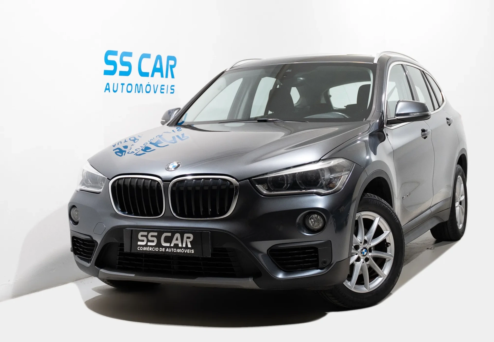 BMW X1 16 d sDrive Advantage 1