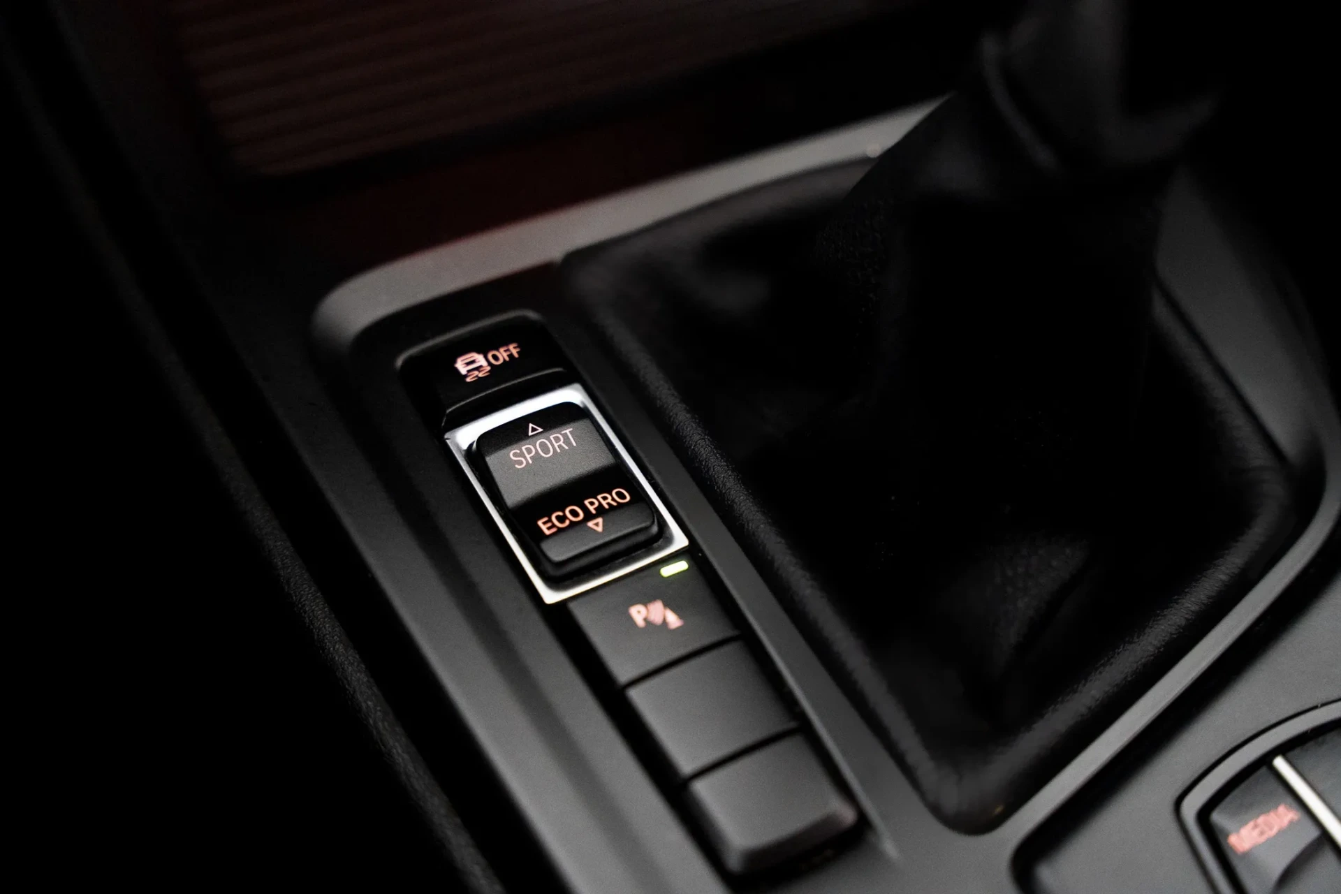 BMW X1 16 d sDrive Advantage 7
