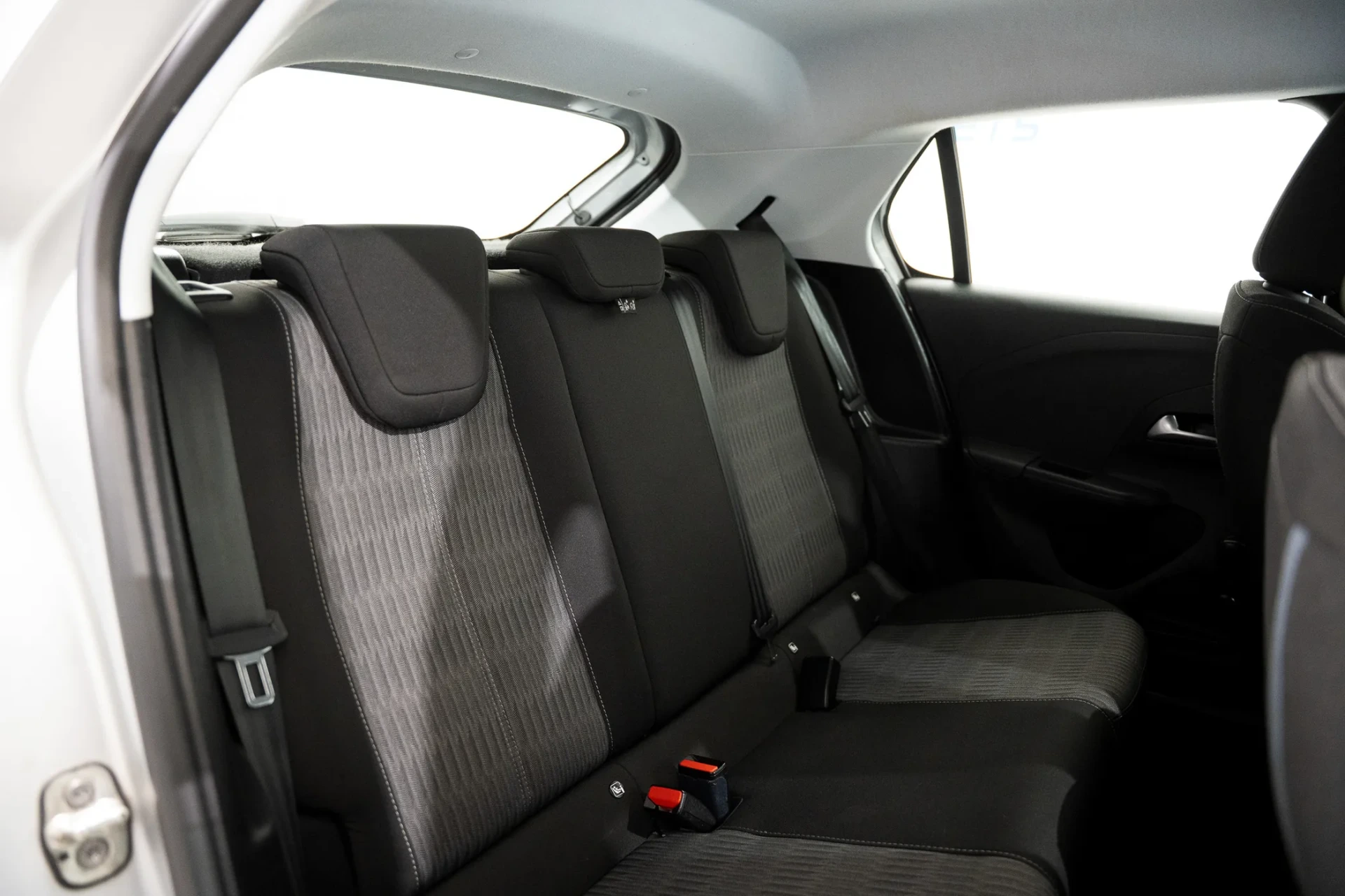 Opel Corsa 1.5 D Edition 10