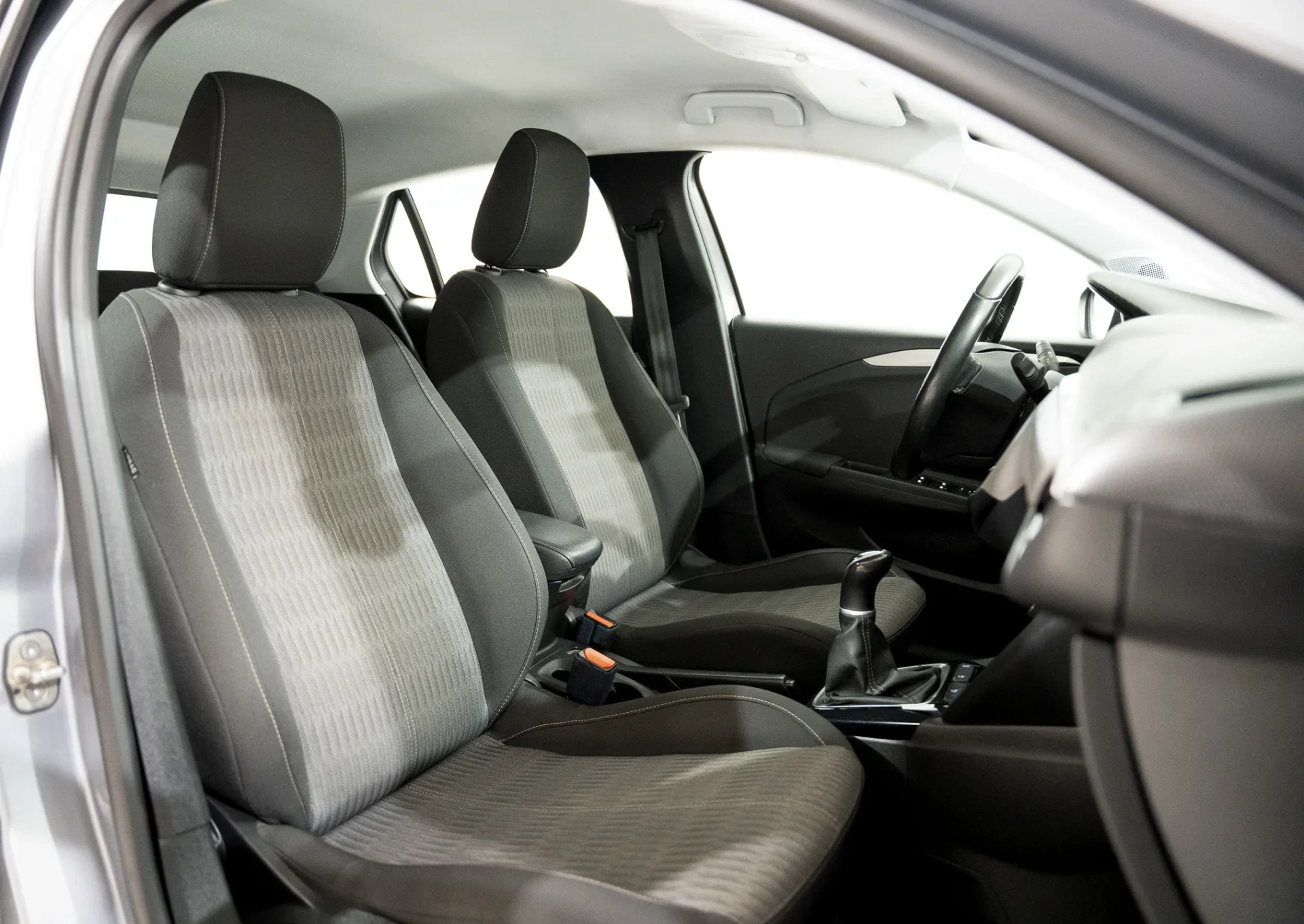 Opel Corsa 1.5 D Edition 10