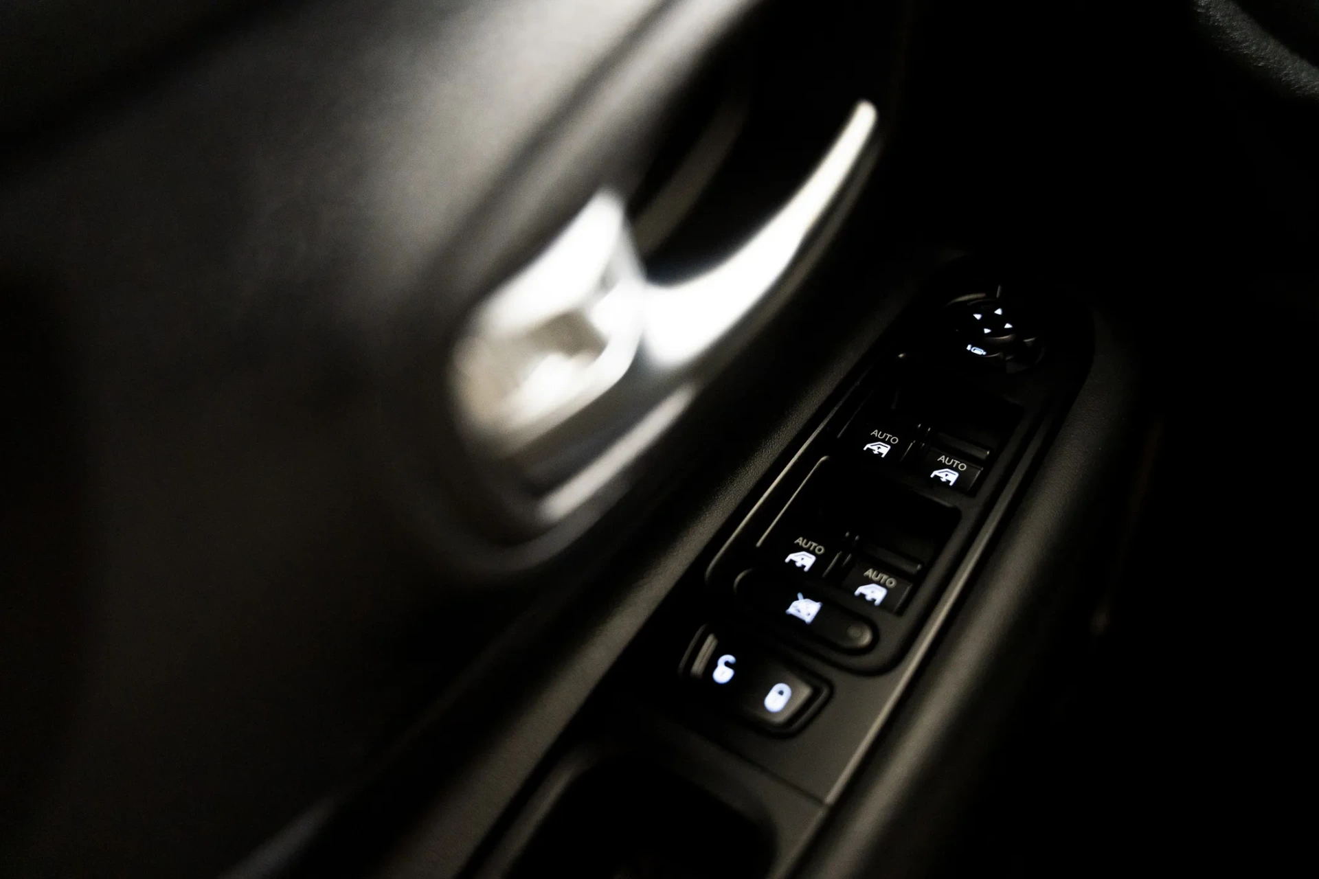 Jeep Renegade 1.0 T Limited 10