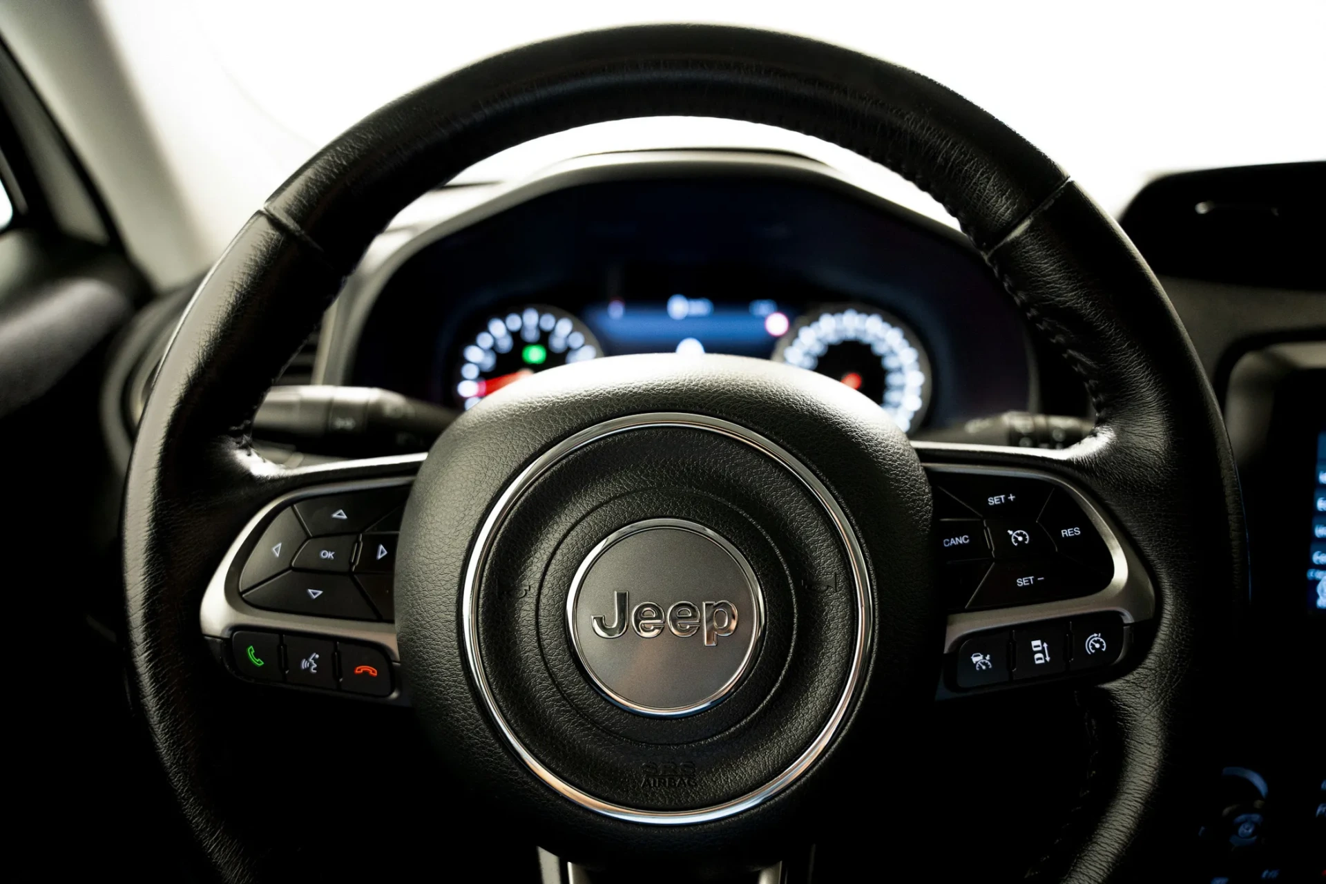 Jeep Renegade 1.0 T Limited 8