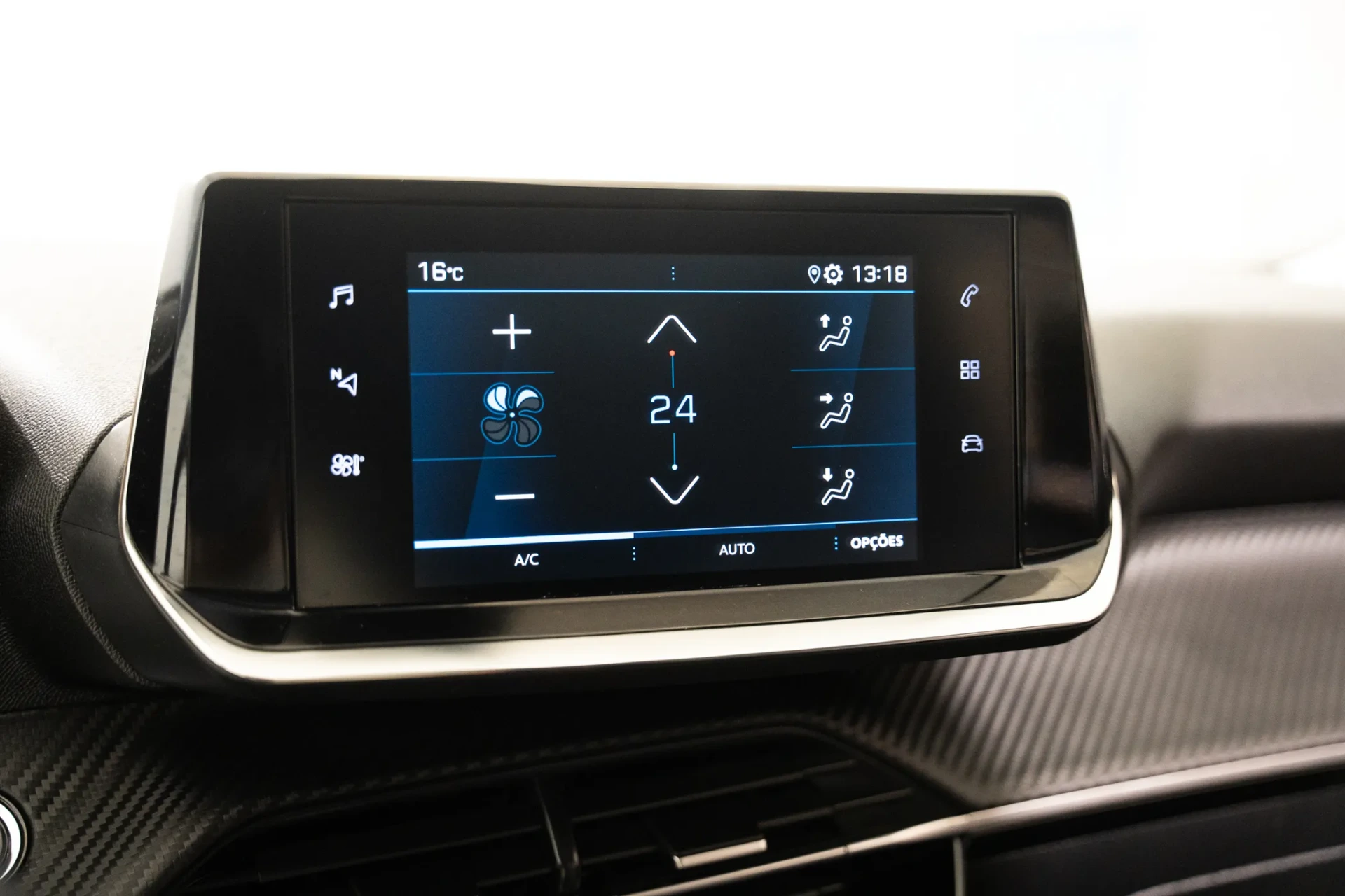 Peugeot 2008 1.5 BlueHDi Allure EAT8 5