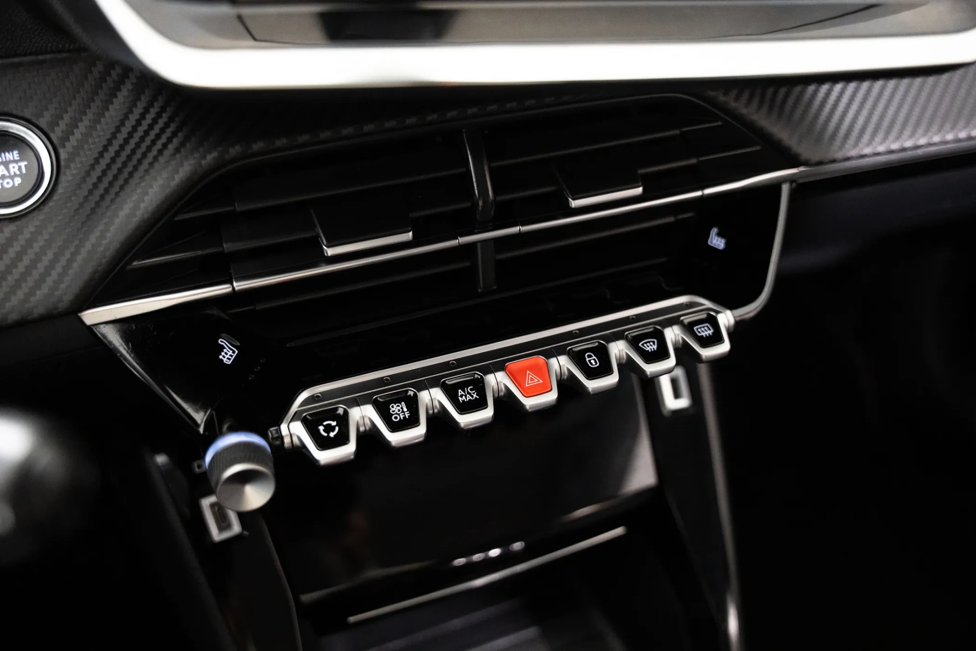 Peugeot 2008 1.5 BlueHDi Allure EAT8 6
