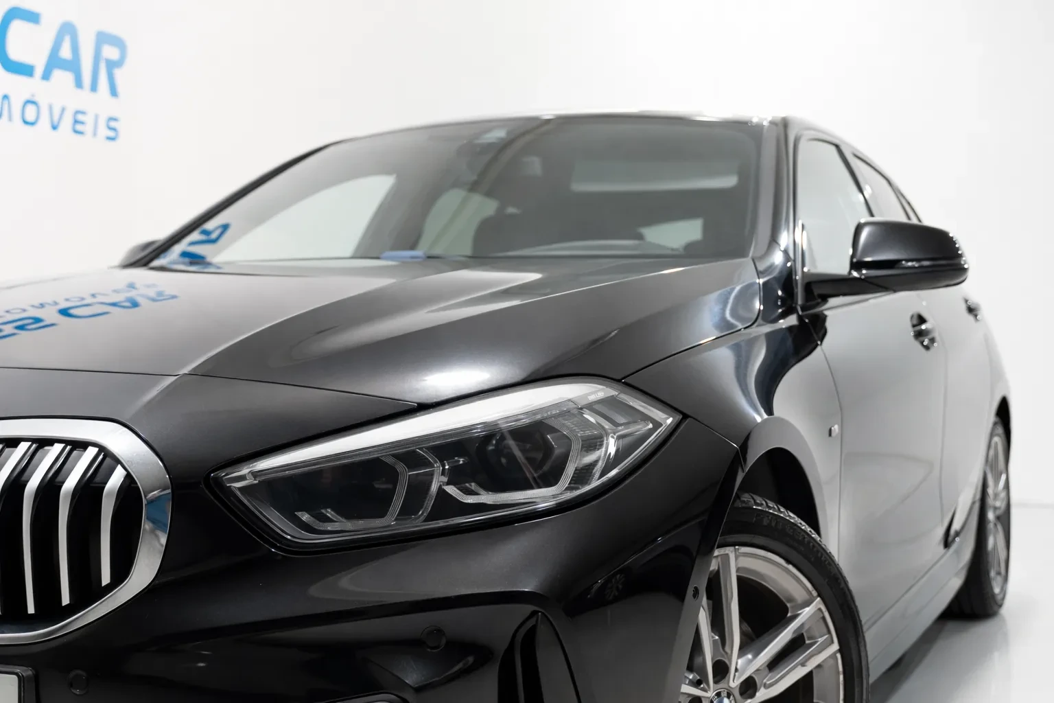 BMW 116 d Pack Desportivo M Auto 2
