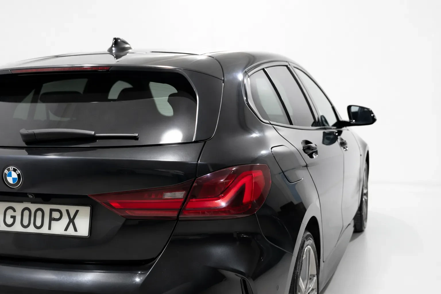 BMW 116 d Pack Desportivo M Auto 4
