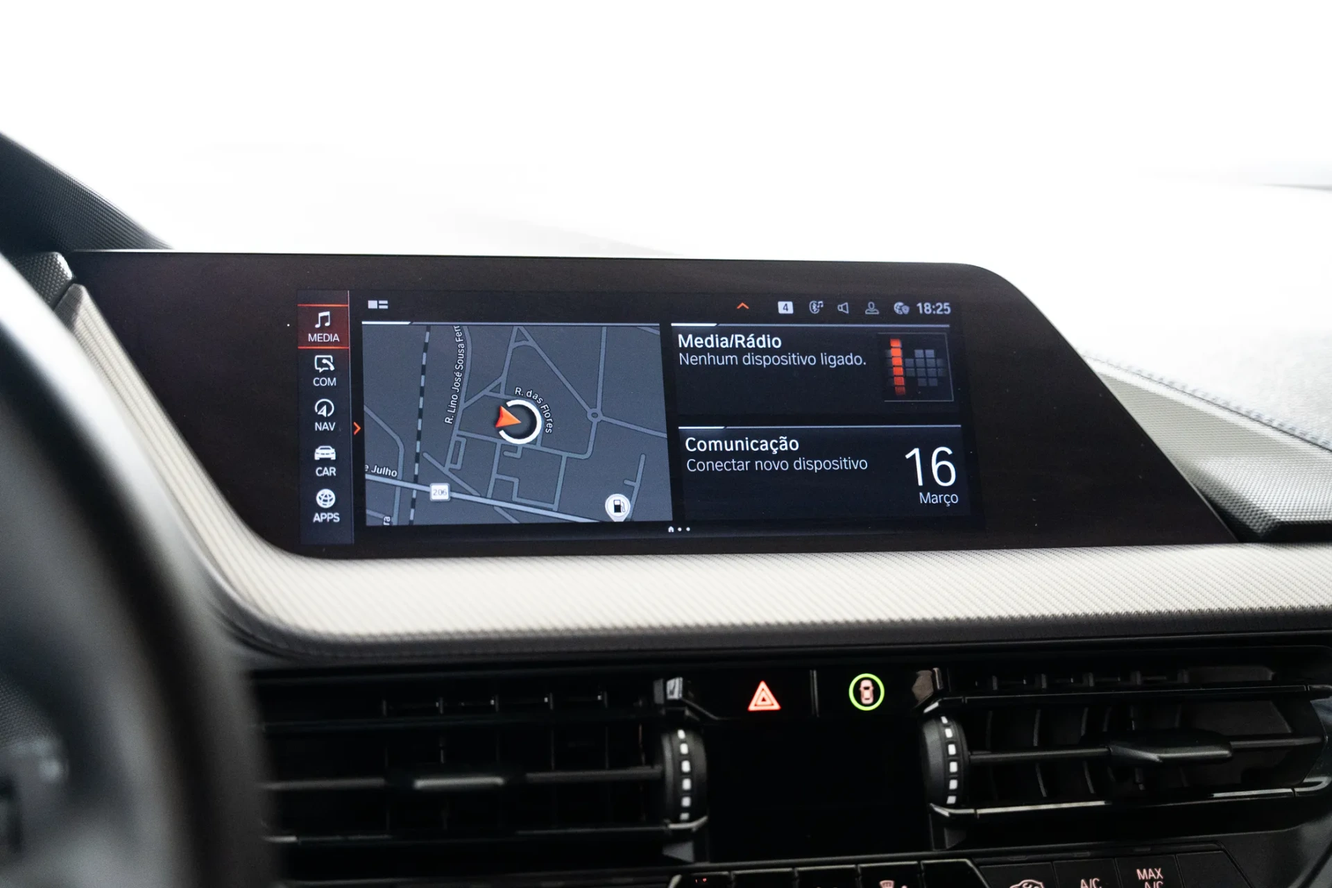 BMW 116 d Pack Desportivo M Auto 9