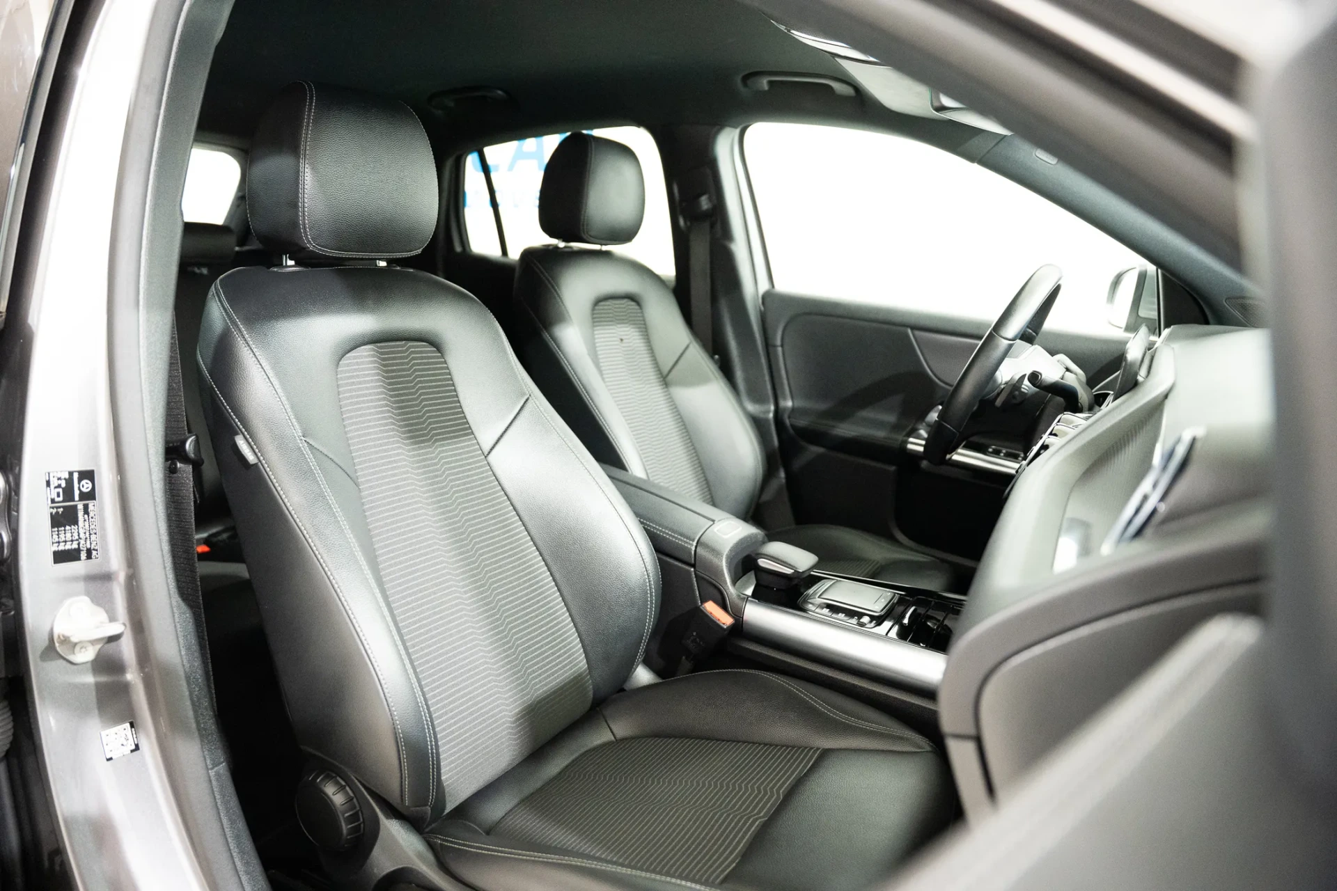 Mercedes-Benz GLA 250 e Progressive 26