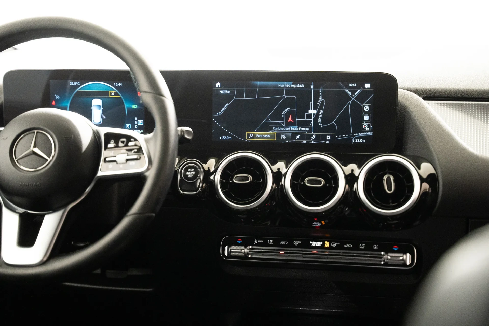 Mercedes-Benz GLA 250 e Progressive 10