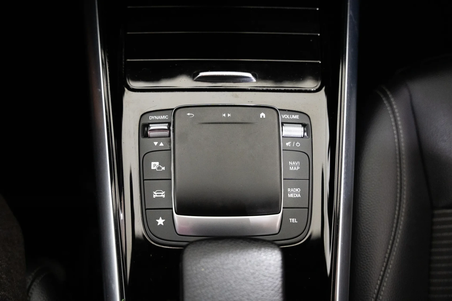 Mercedes-Benz GLA 250 e Progressive 15