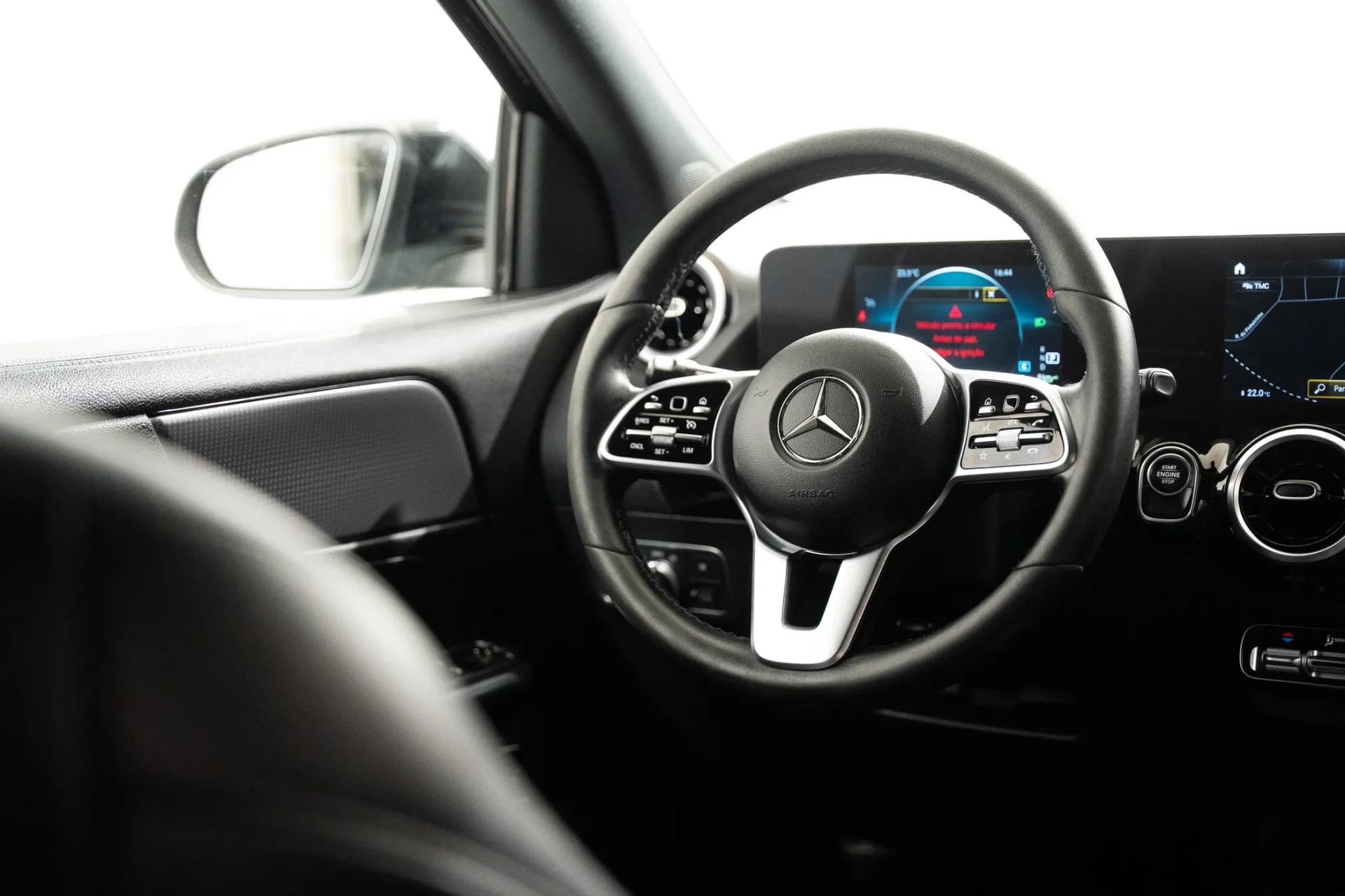 Mercedes-Benz GLA 250 e Progressive 18