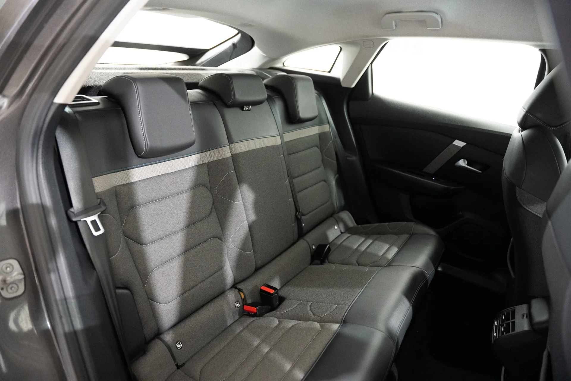 Citroen C4 1.2 PureTech Feel Pack 23