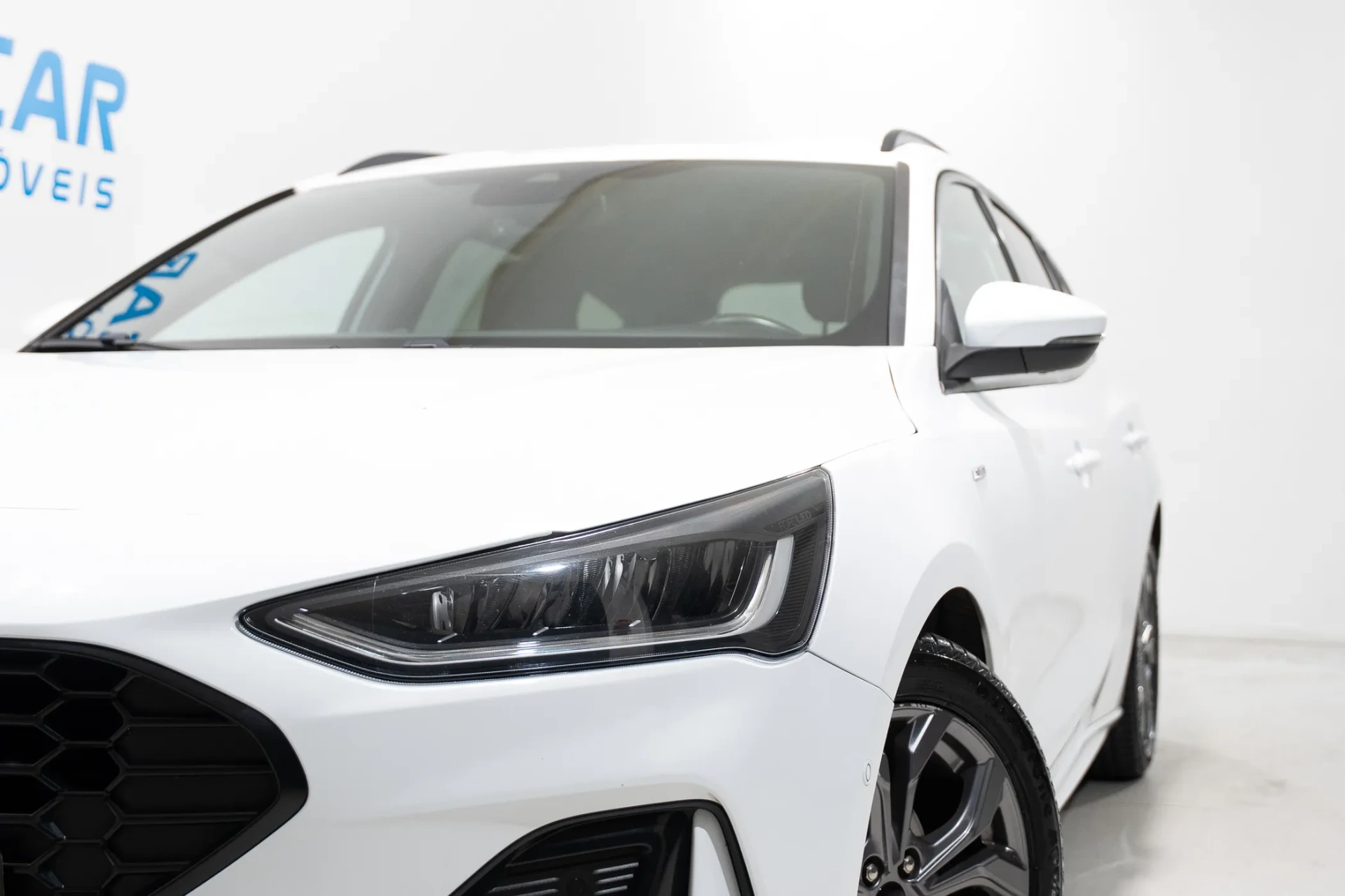 Ford Focus SW 1.0 EcoBoost MHEV ST-Line X 4