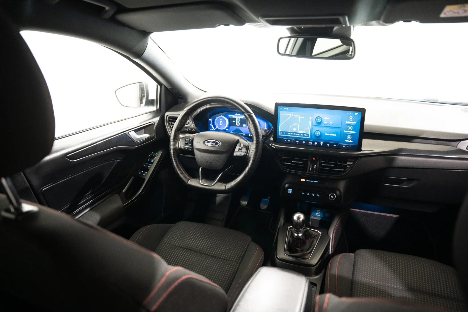 Ford Focus SW 1.0 EcoBoost MHEV ST-Line X 9