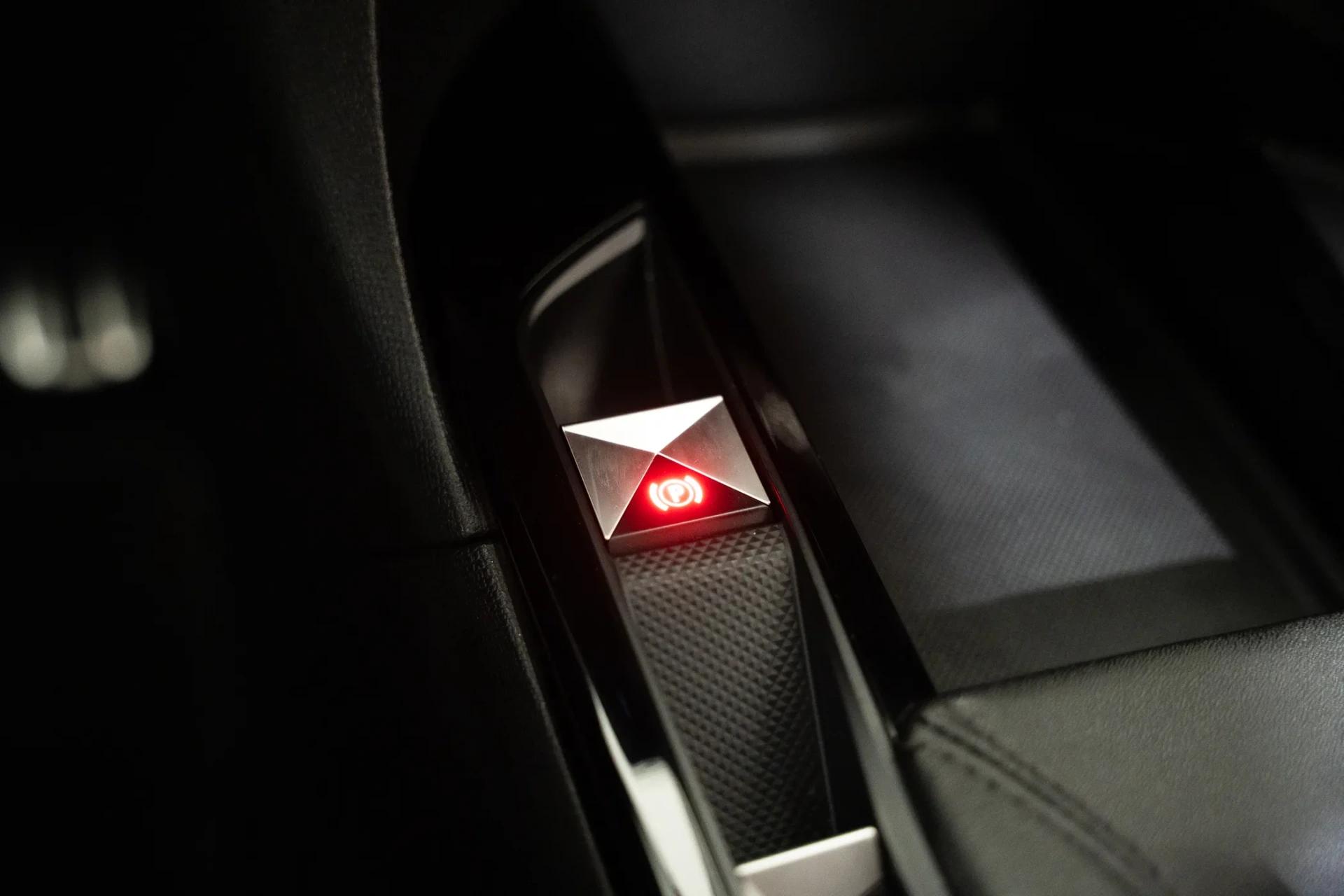 DS DS3 Crossback 1.2 PureTech Performance Line 16