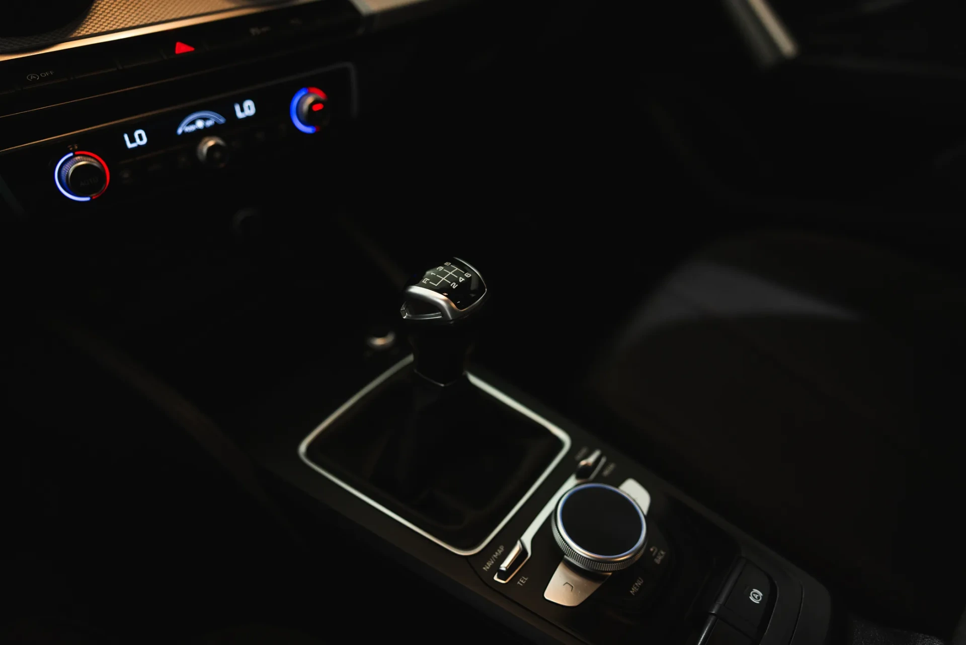 Audi Q2 30 TFSI Advanced 13