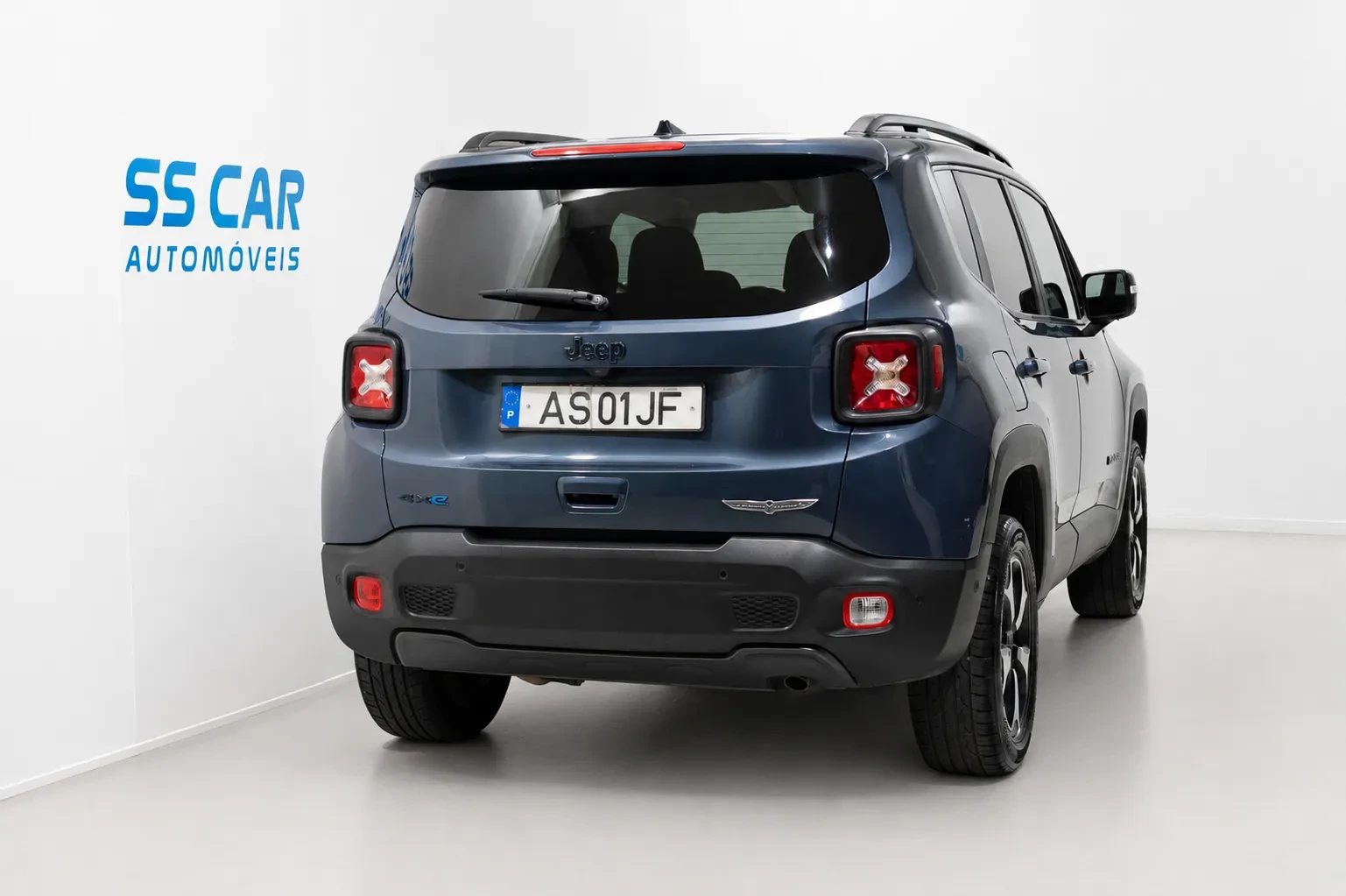 Jeep Renegade 1.3 TG Trailhawk 4
