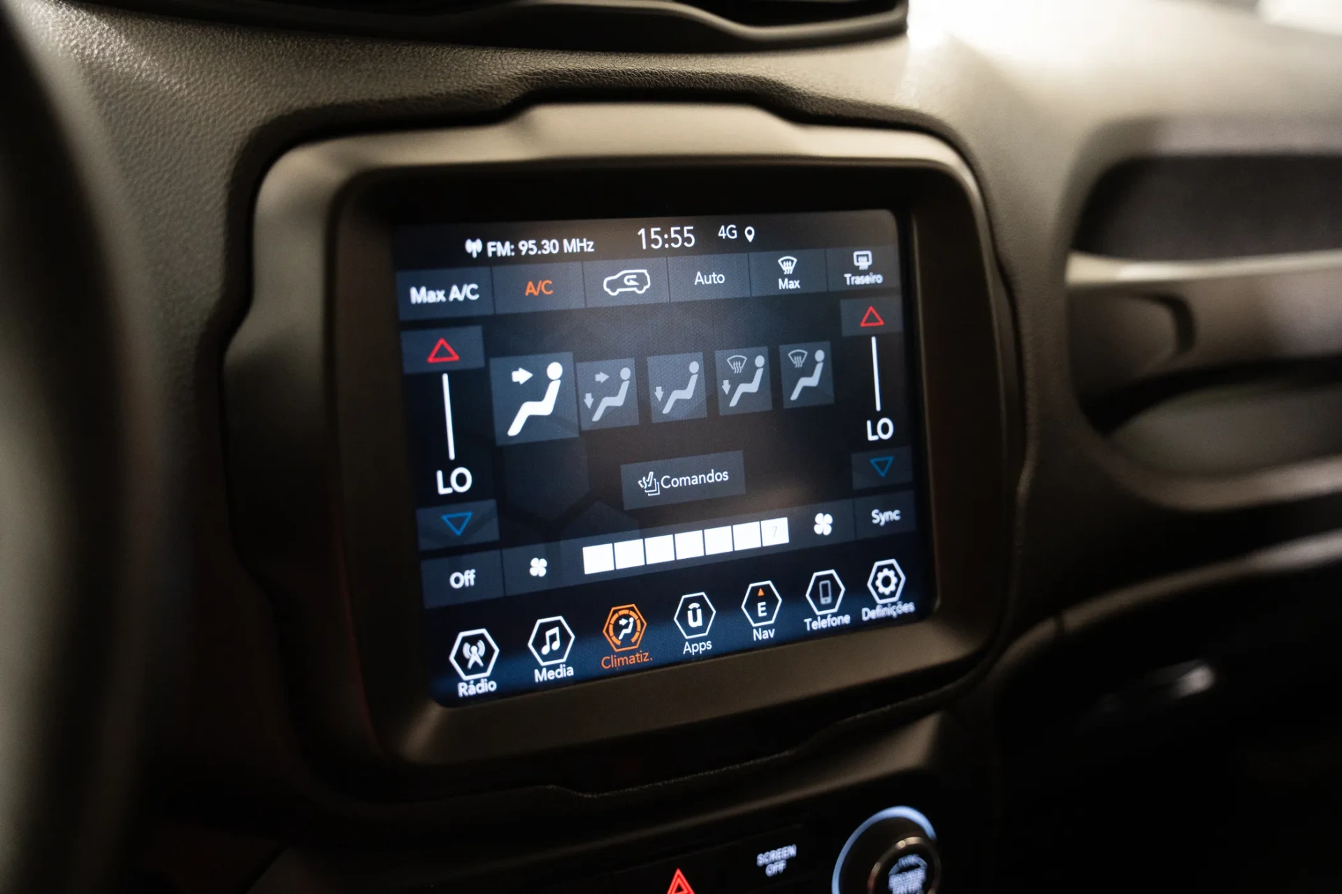 Jeep Renegade 1.3 TG Trailhawk 11