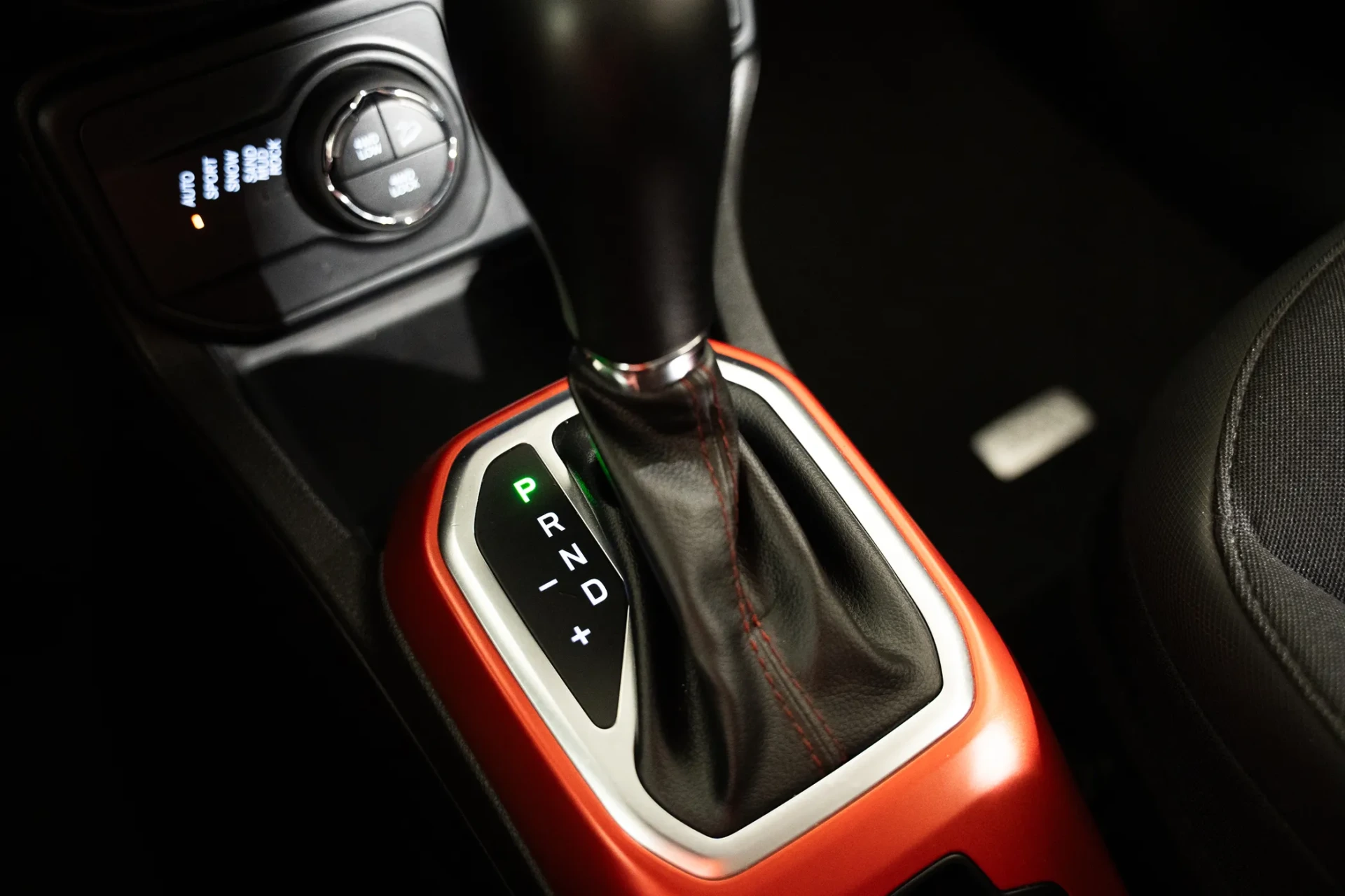 Jeep Renegade 1.3 TG Trailhawk 24