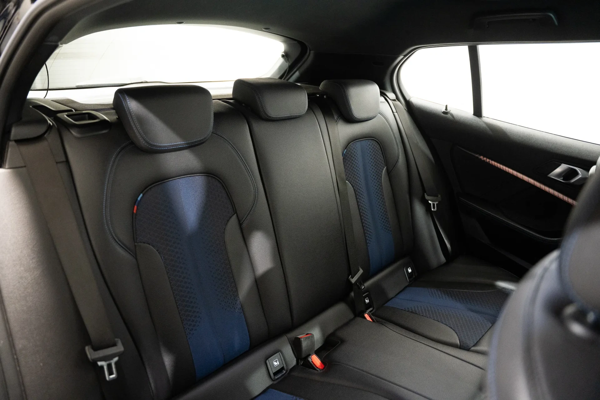 BMW 116 d Corporate Edition M 23