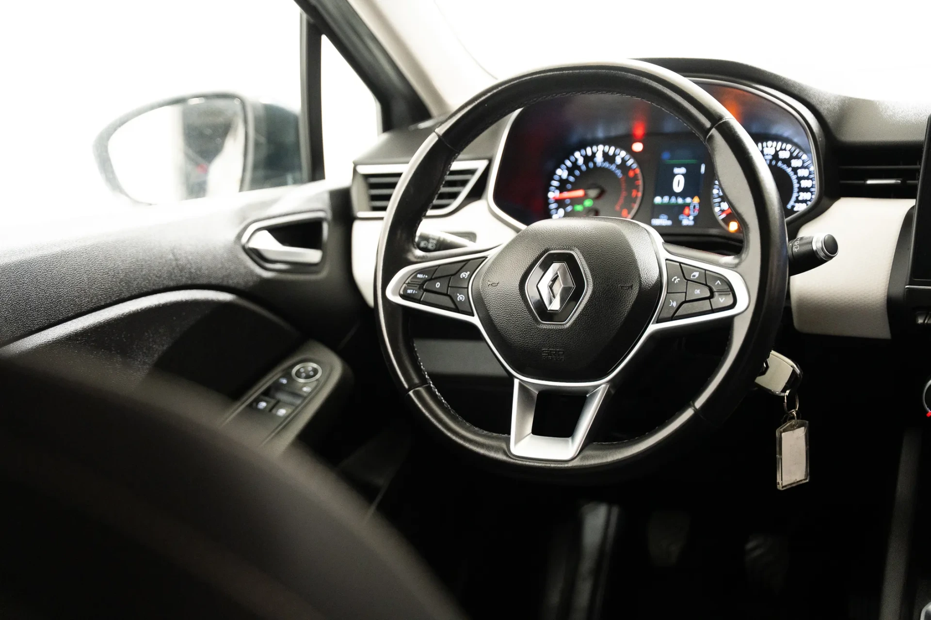 Renault Clio 1.0 TCe Techno 11
