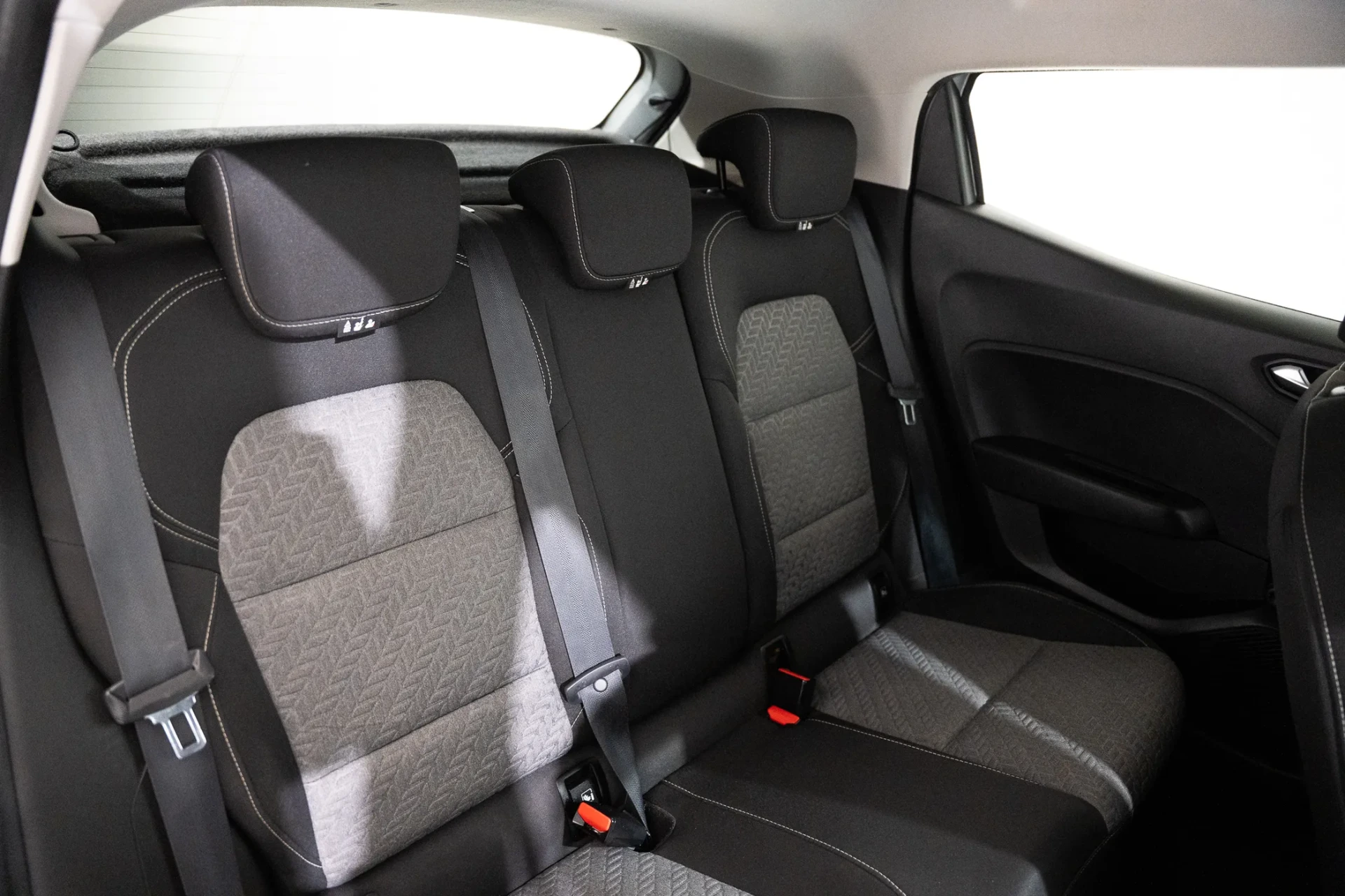 Renault Clio 1.0 TCe Techno 22
