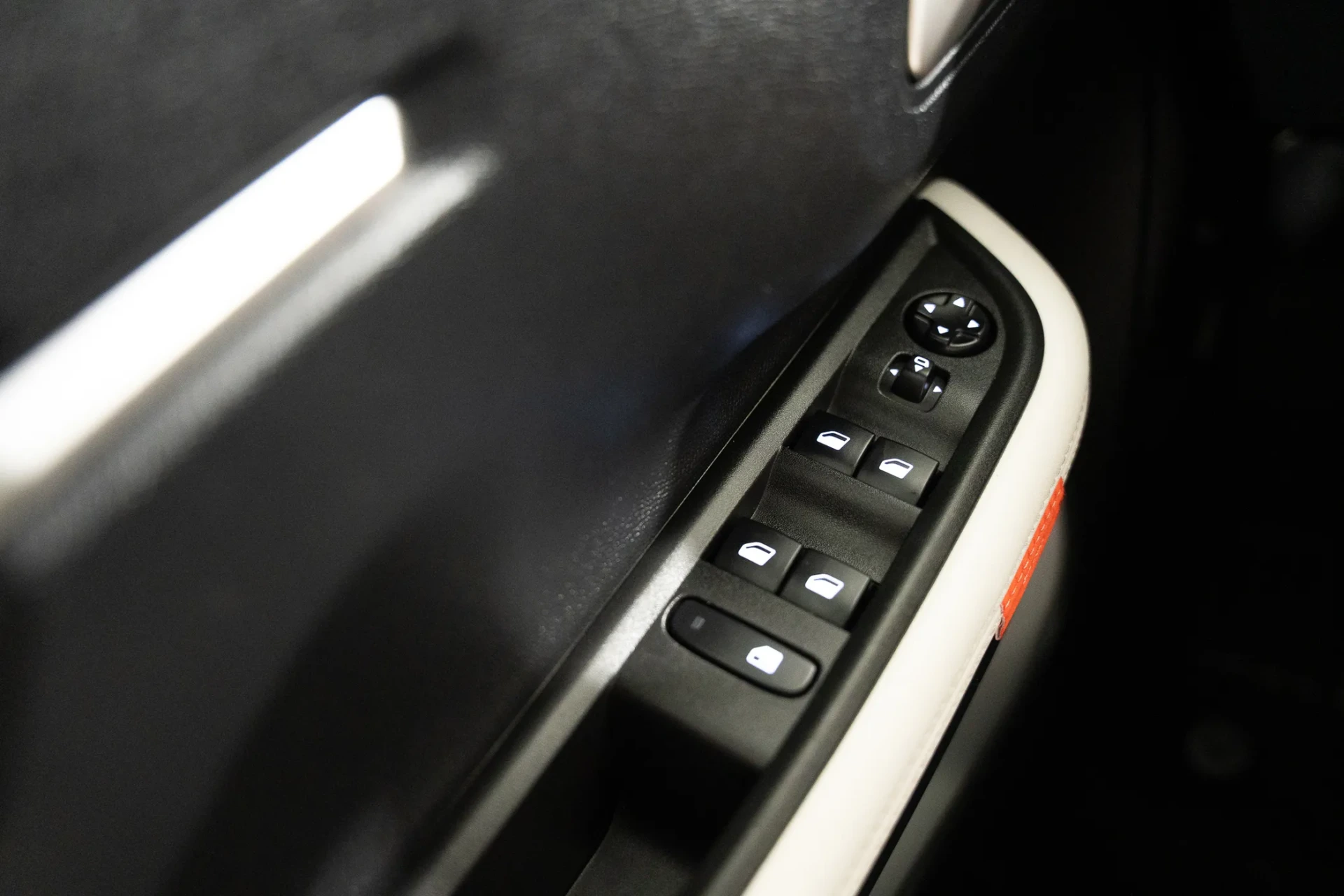 Citroen e-C3 44 kWh Autonomia Conforto Max 24