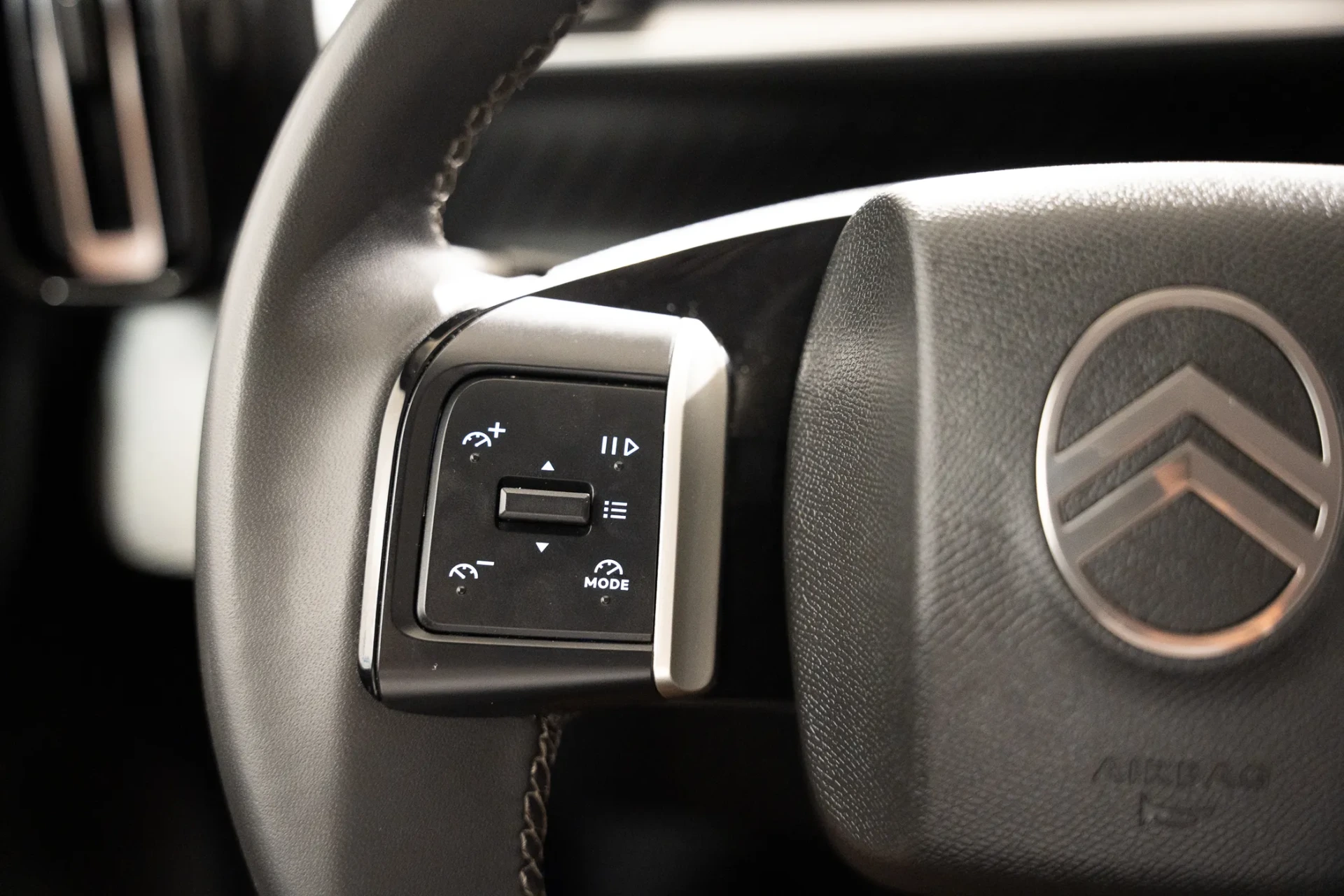 Citroen e-C3 44 kWh Autonomia Conforto Max 14