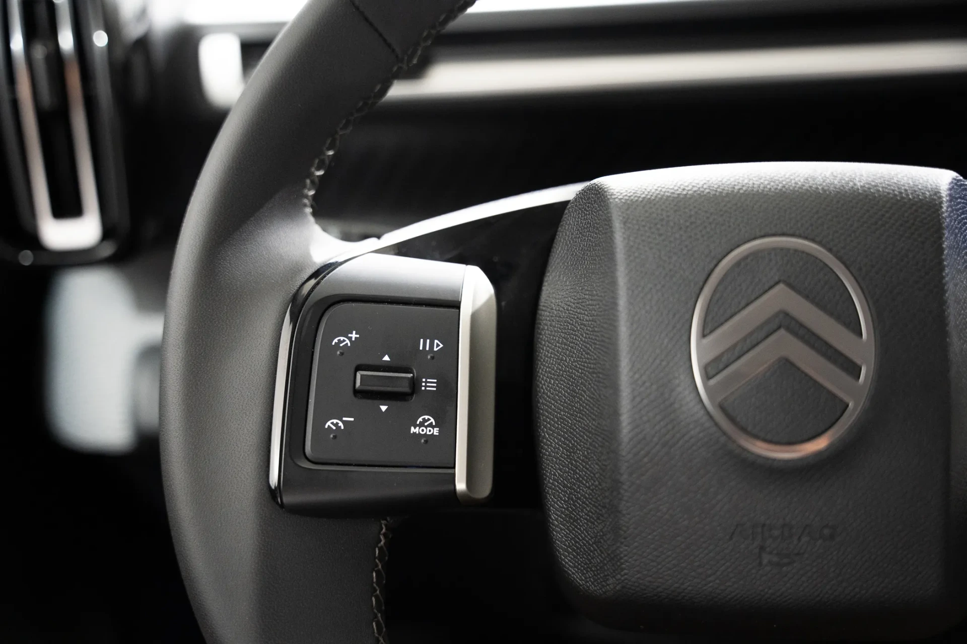 Citroen e-C3 44 kWh Autonomia Conforto Max 17