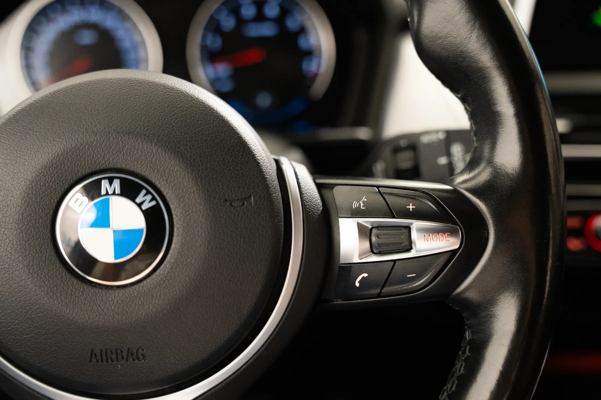 BMW 225xe Active Tourer Line Sport 13