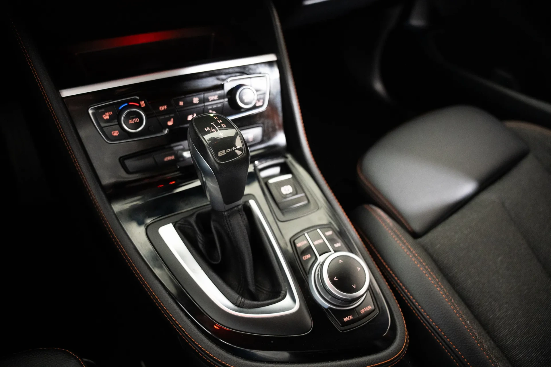 BMW 225xe Active Tourer Line Sport 16