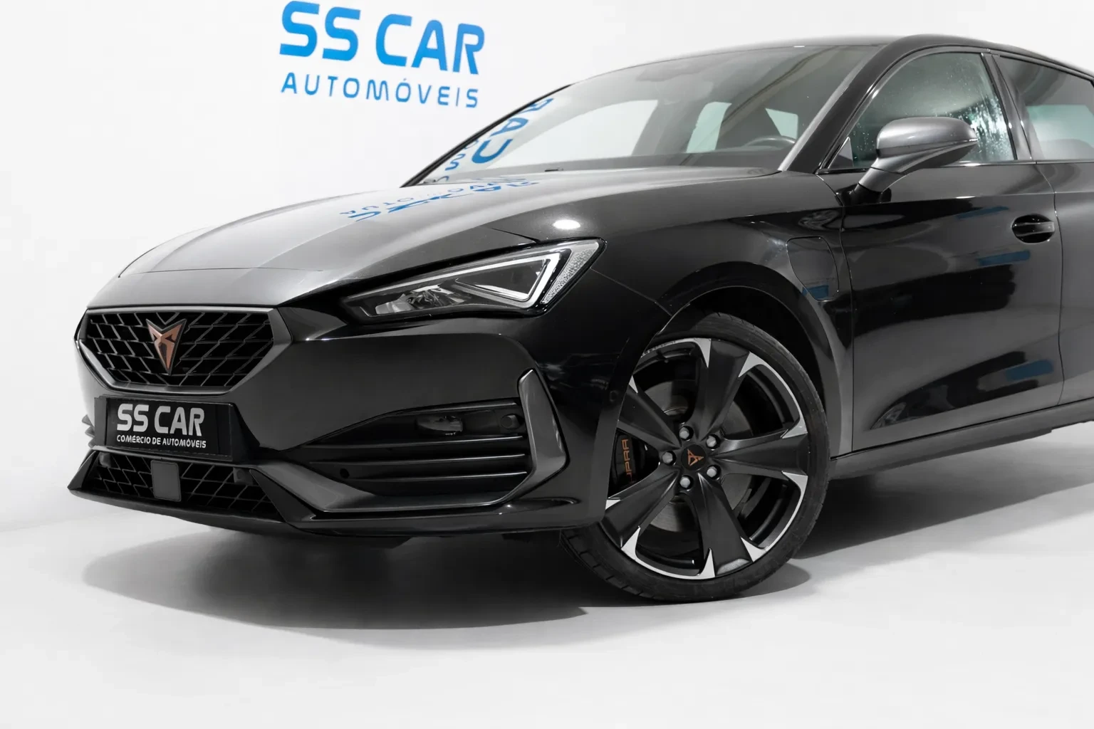 Cupra Leon 1.4 e-Hybrid DSG 2