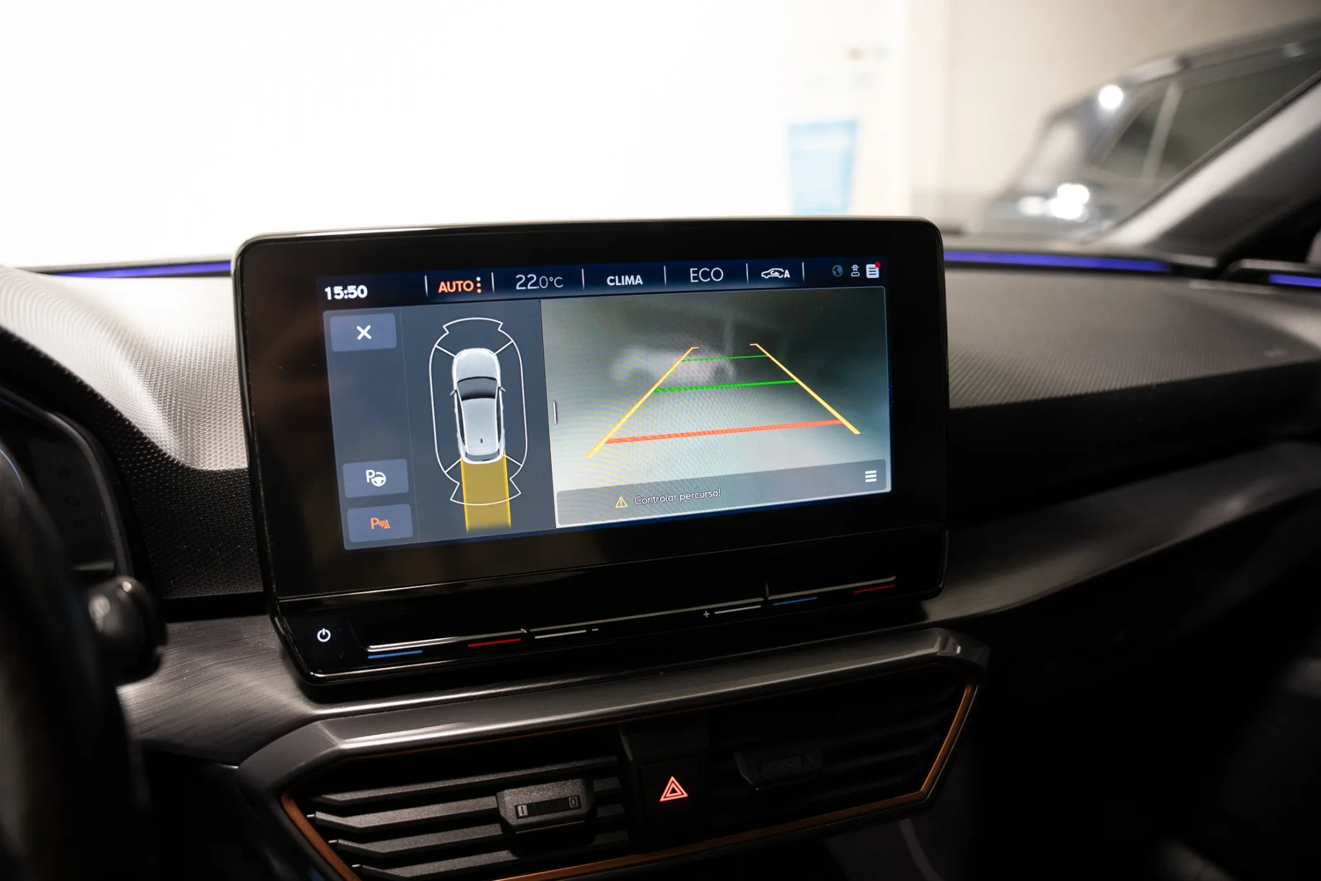 Cupra Leon 1.4 e-Hybrid DSG 11
