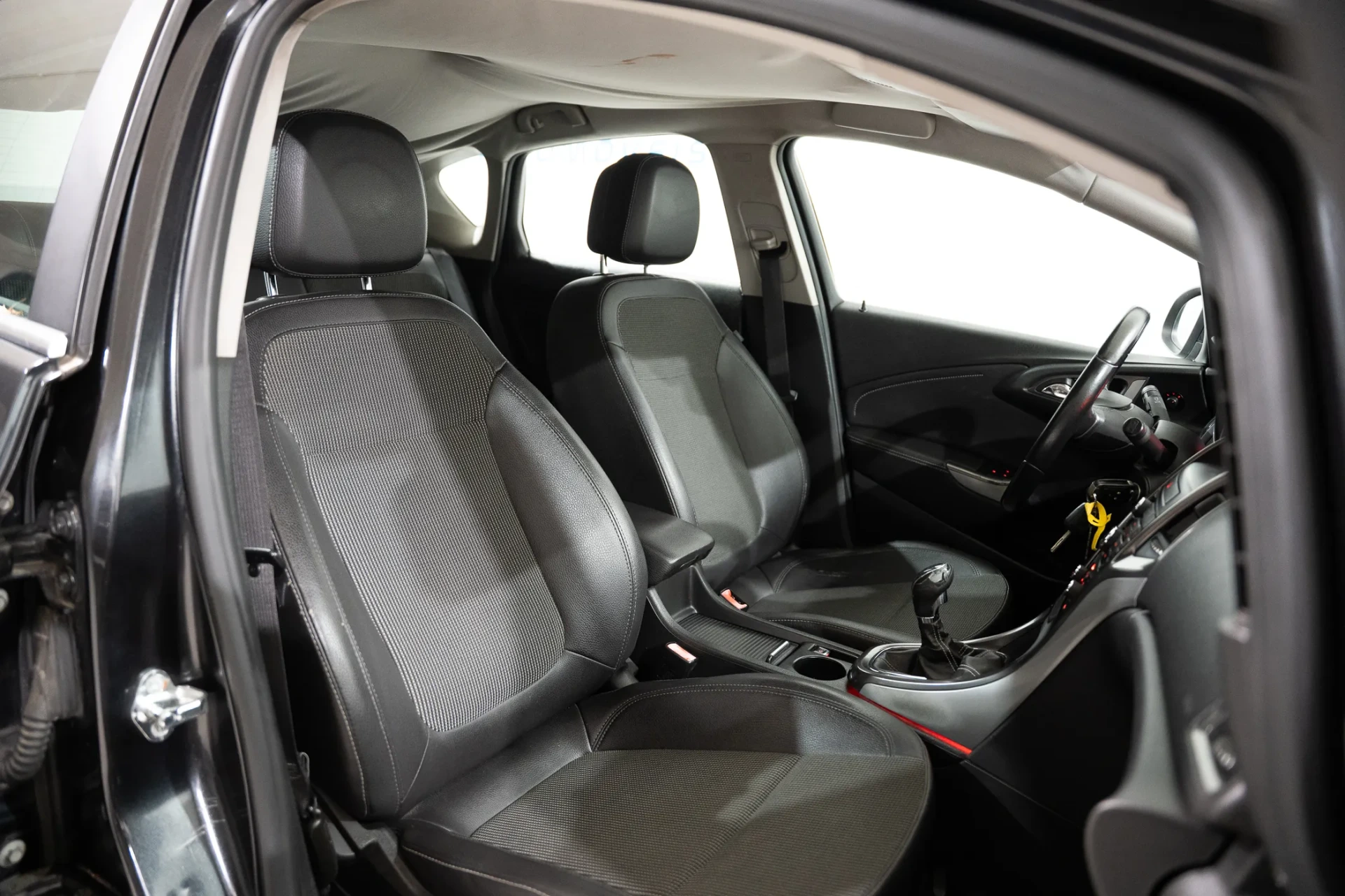 Opel Astra 1.4 Enjoy 22