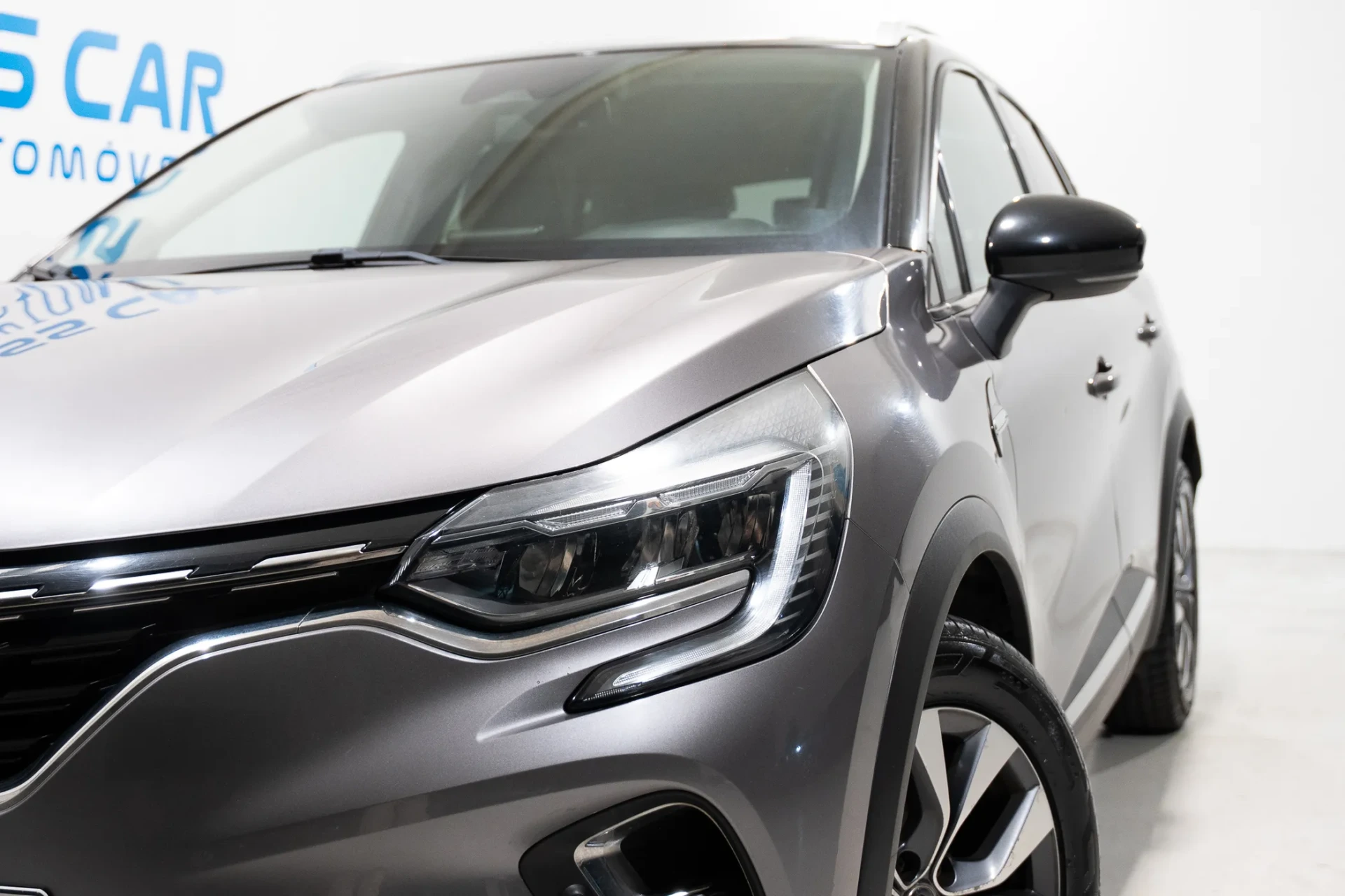 Renault Captur 1.0 TCe Exclusive 3
