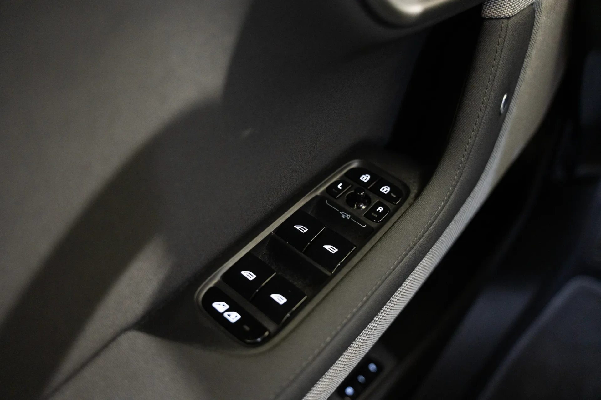 Polestar 2 Long Range 78 kWh 18